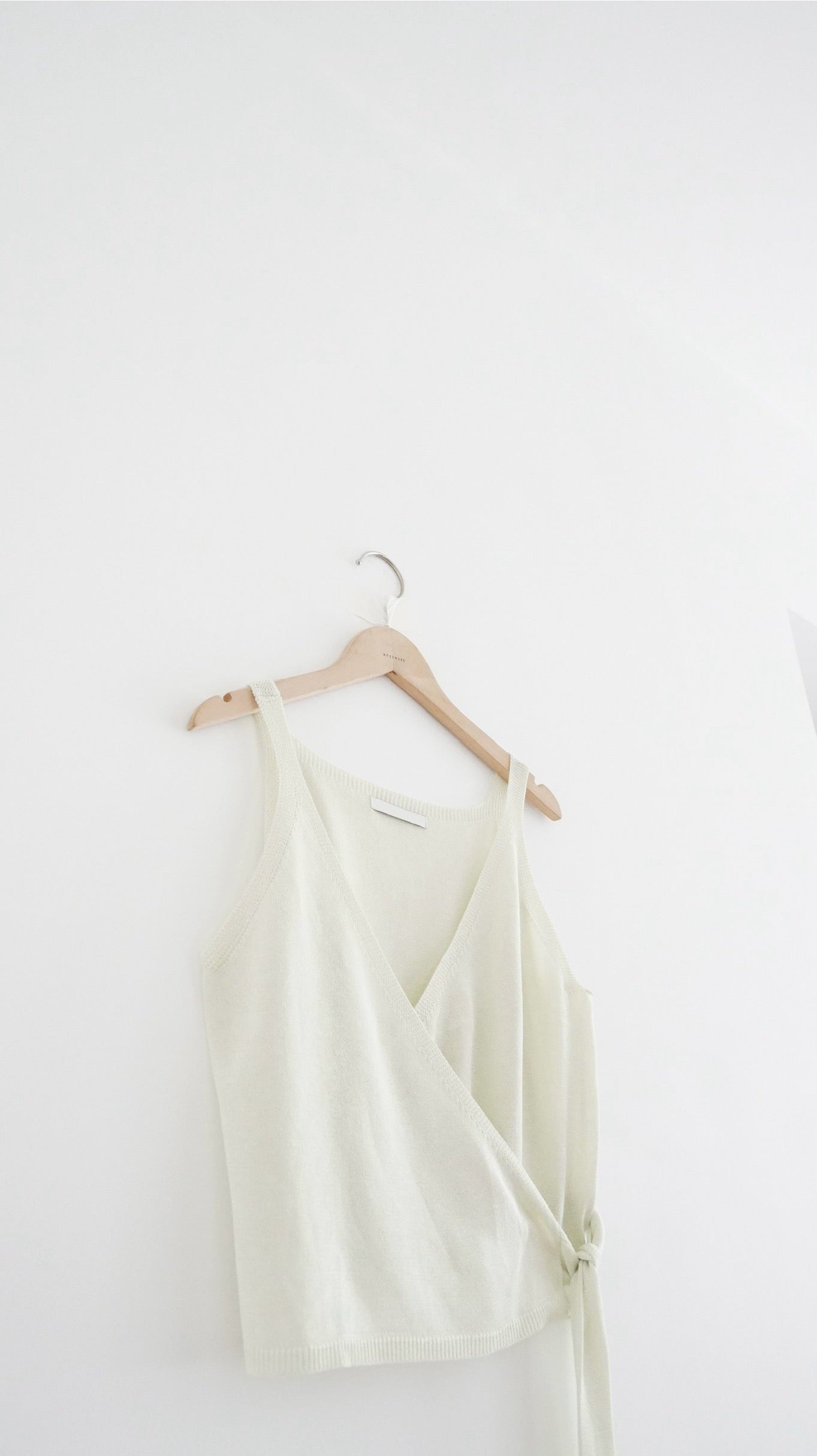 kimono tie vest in light green (pre-order)
