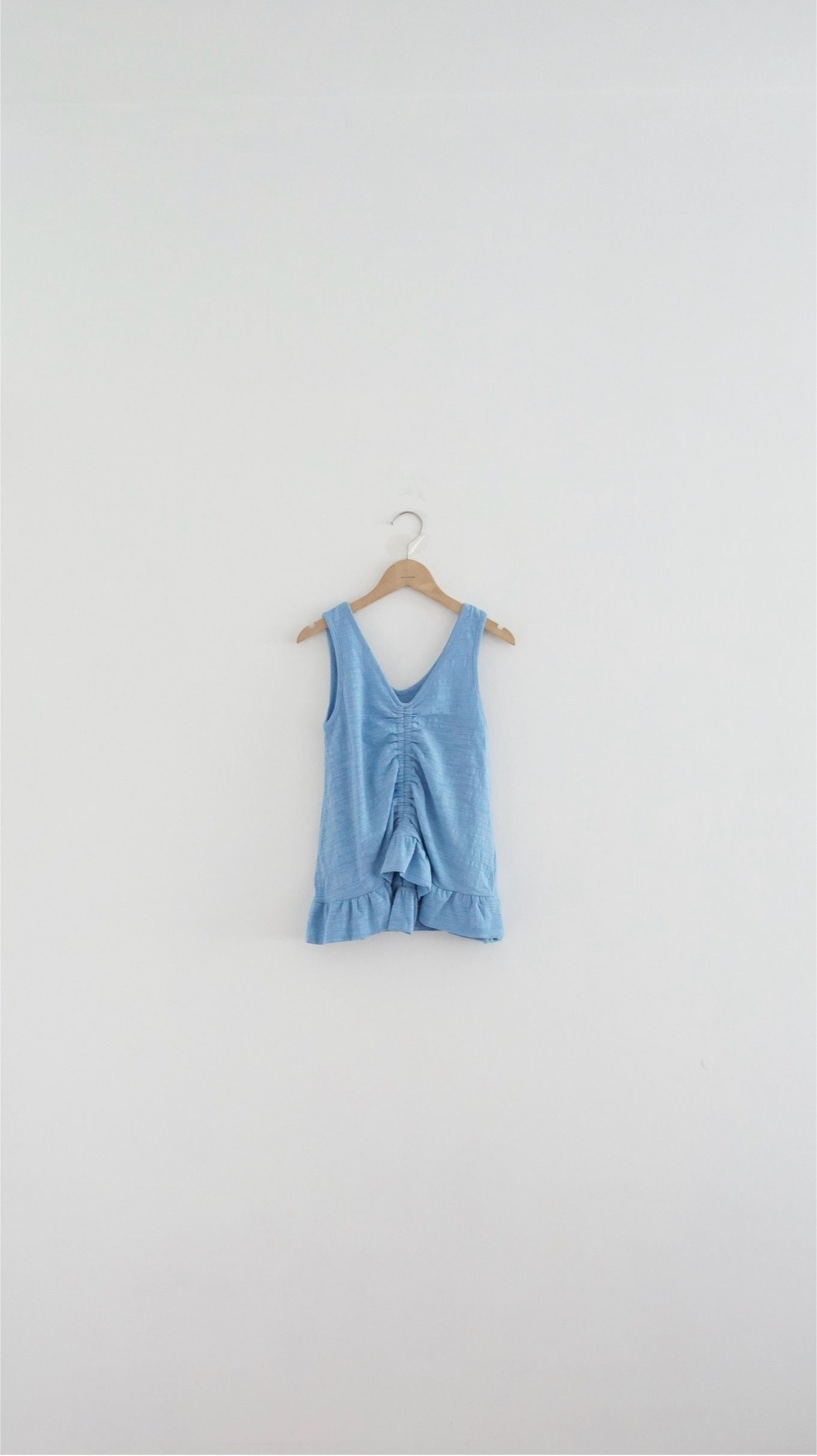 ruffle v-neck tank top in blue