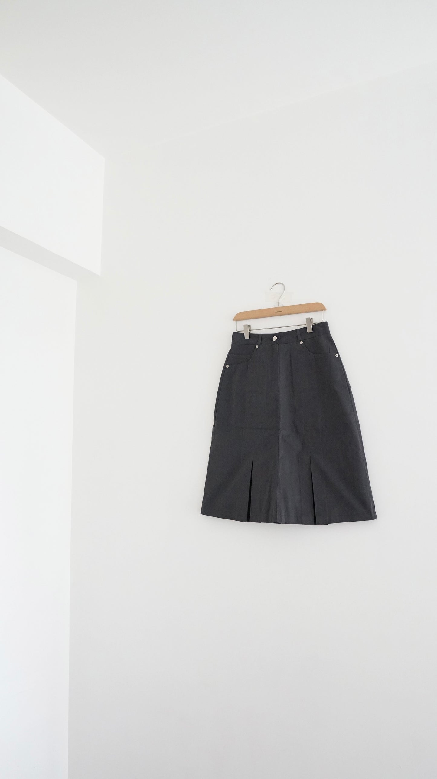 worker midi skirt in grey