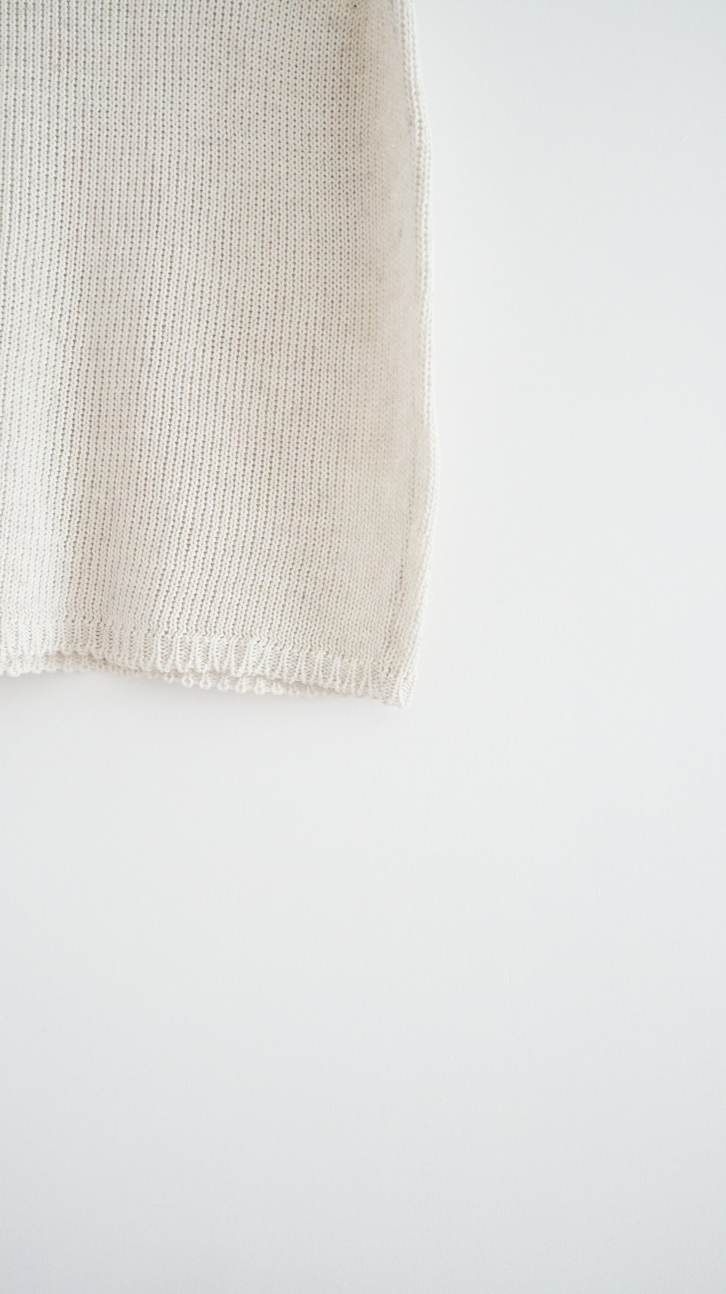 basic u-neck linen top in ivory