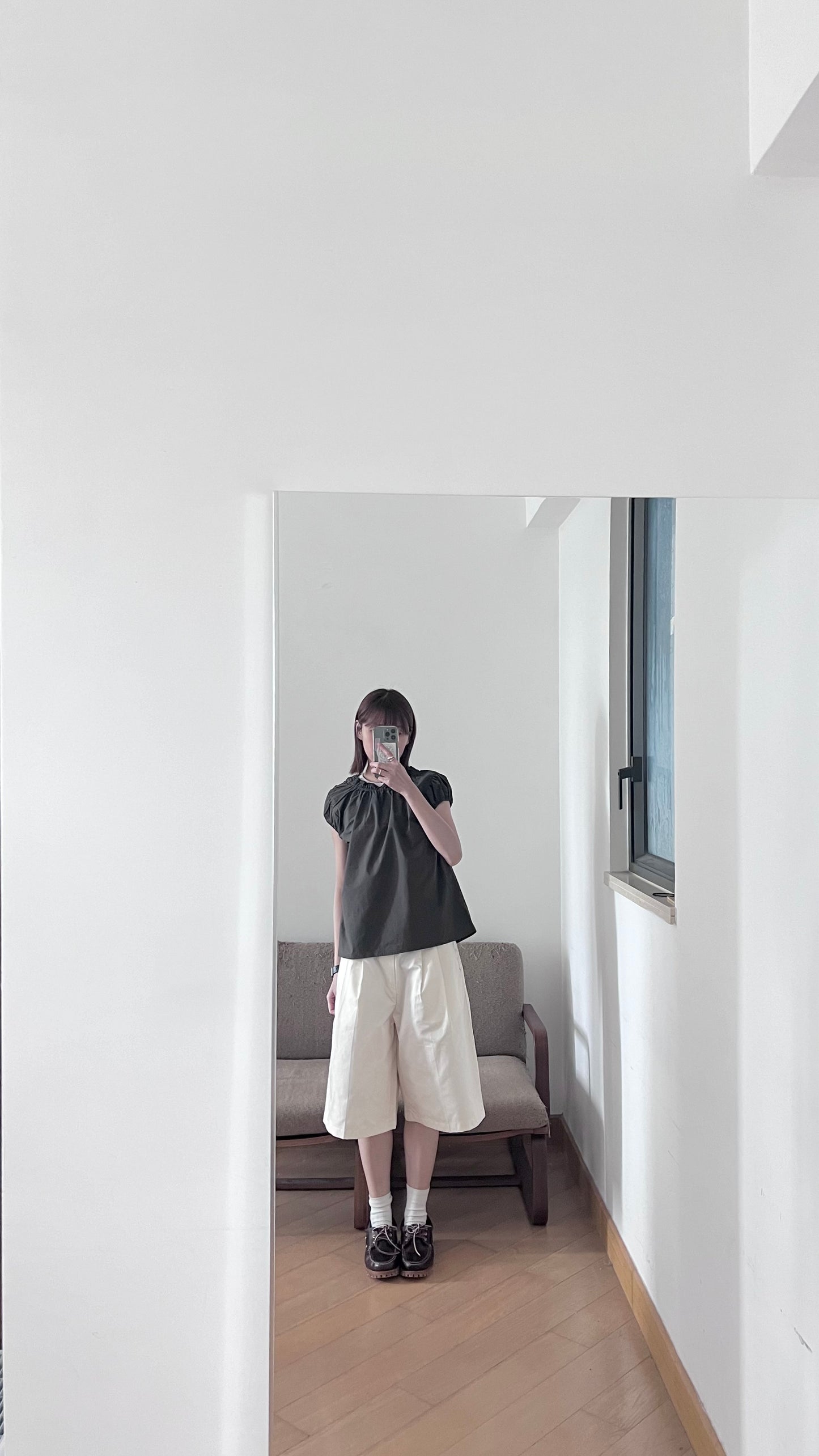 wided-leg suit shorts in ivory