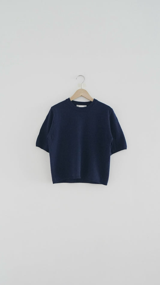 loose fitting short-sleeved sweater in navy