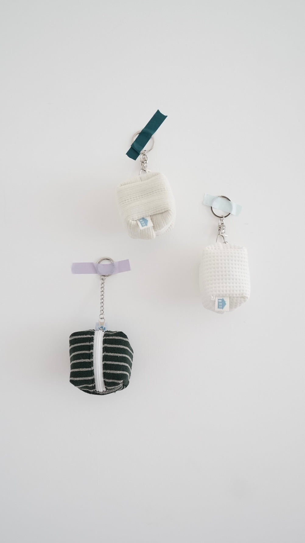 little cube pouch in openwork mint