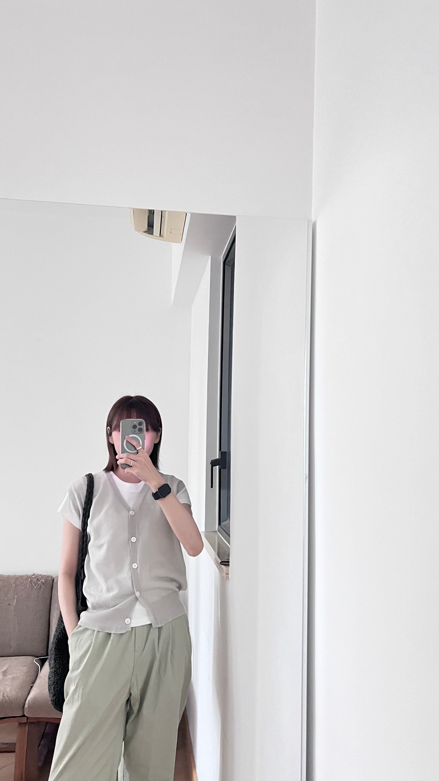 classic sheer knit vest in grey (pre-order)