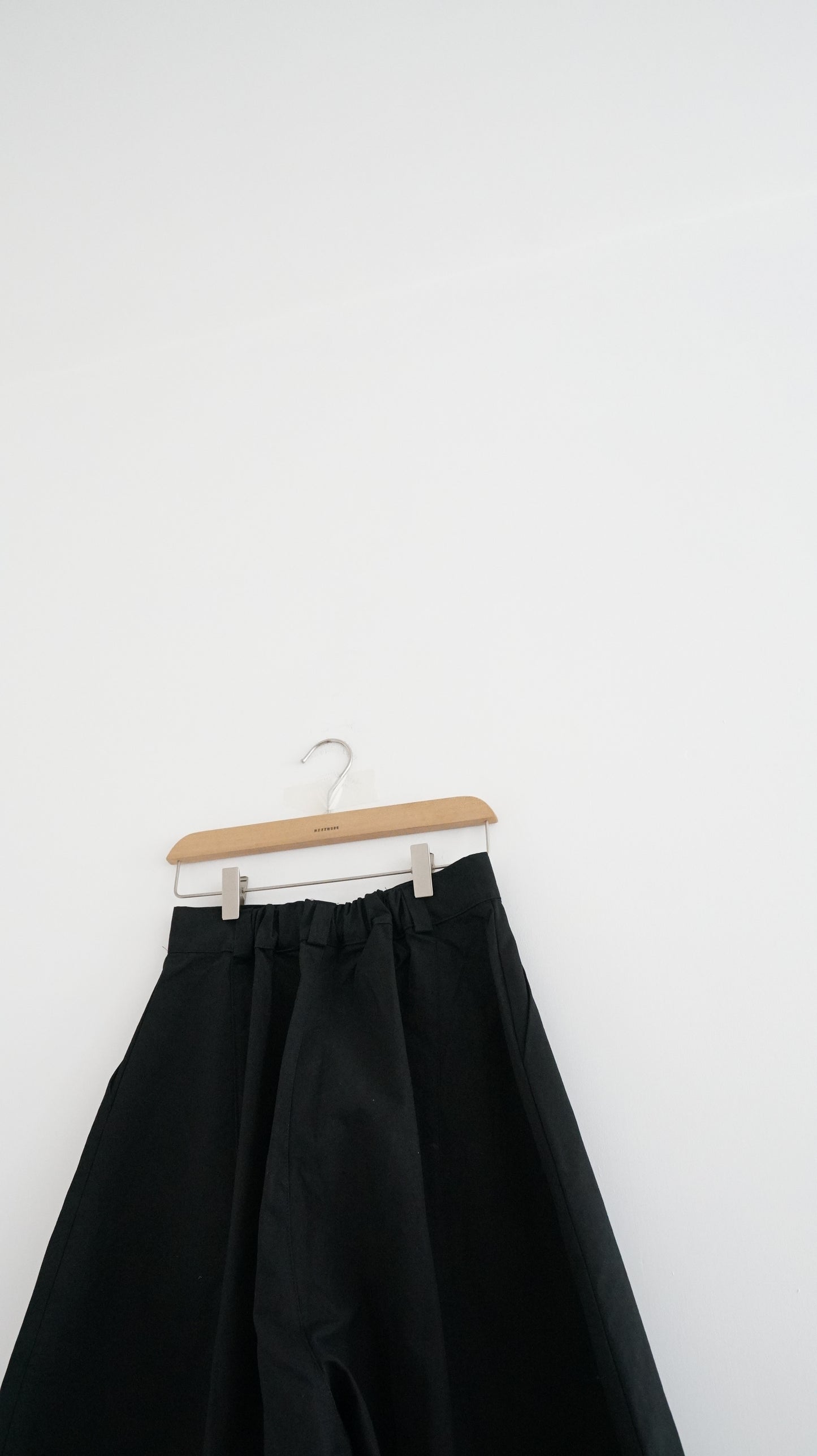 cocoon wide pants in black
