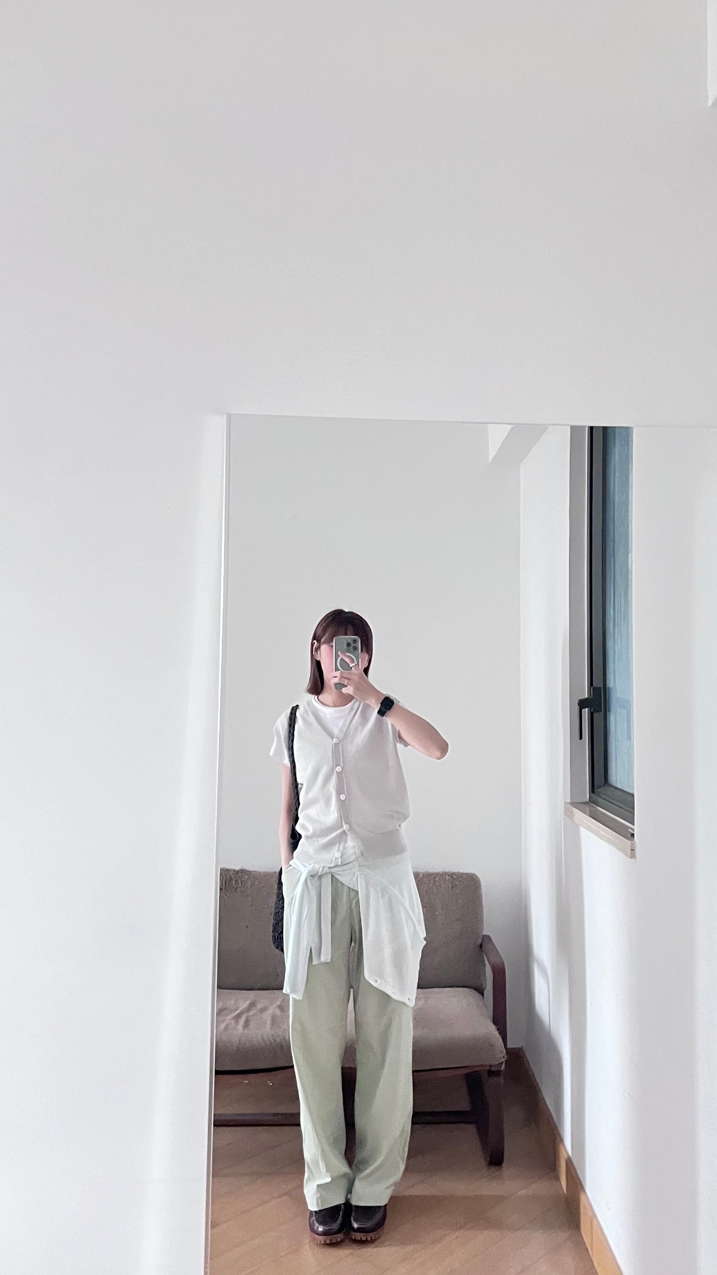 silken pleated tailored trousers in light green