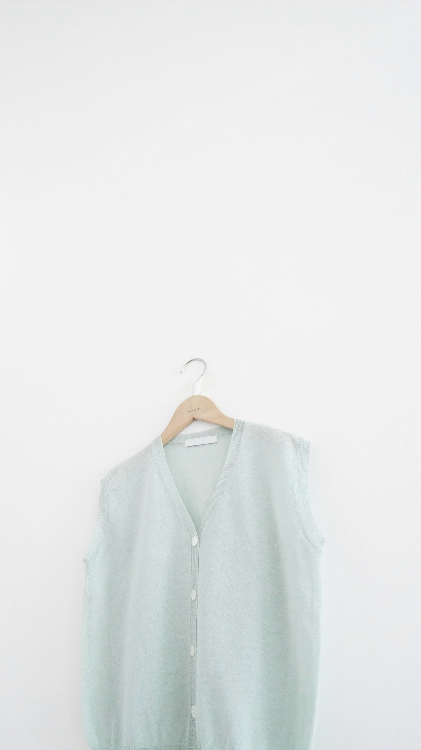 classic sheer knit vest in mint (pre-order)