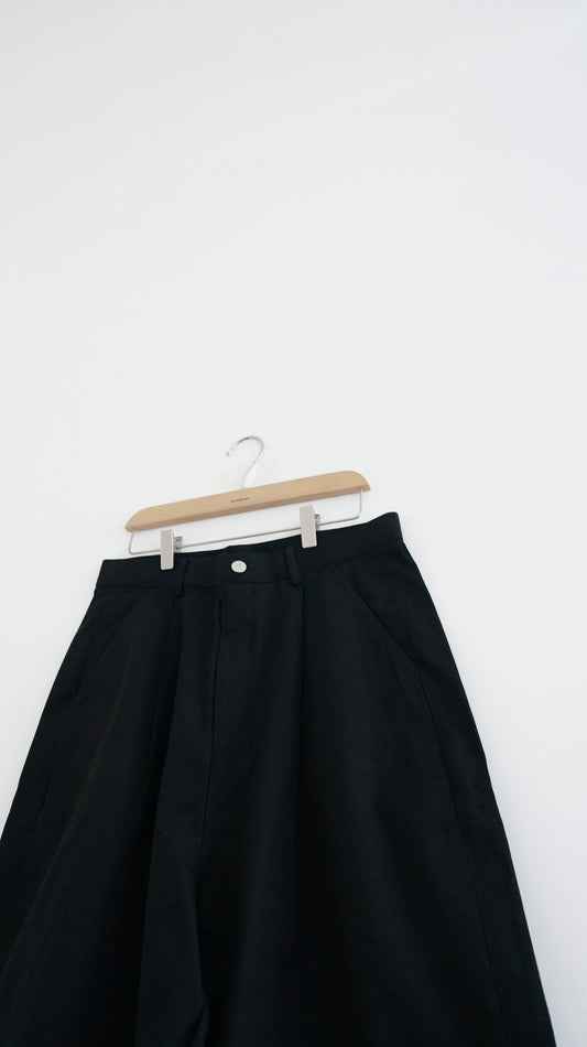 bermuda shorts in black