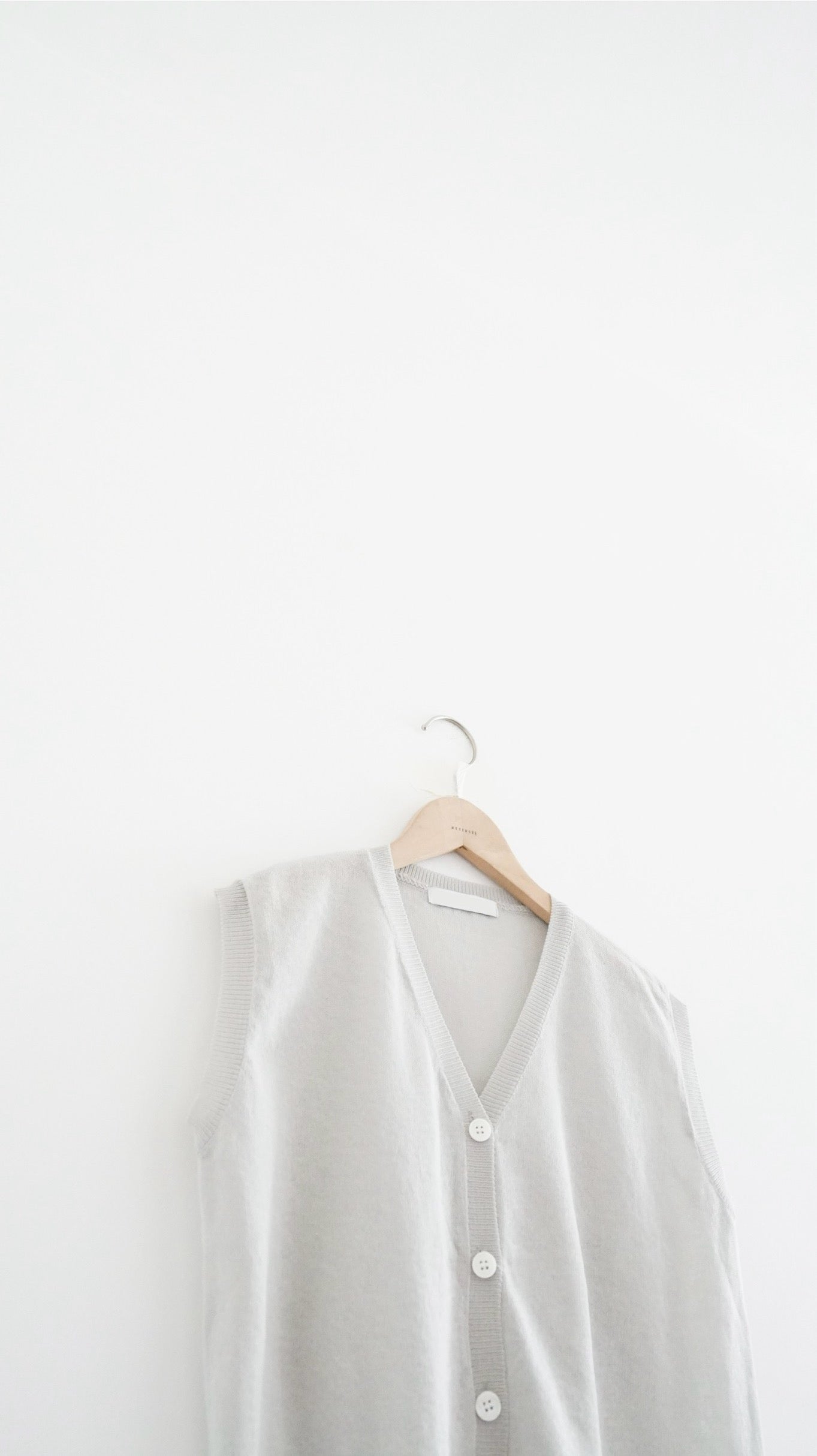 classic sheer knit vest in grey (pre-order)