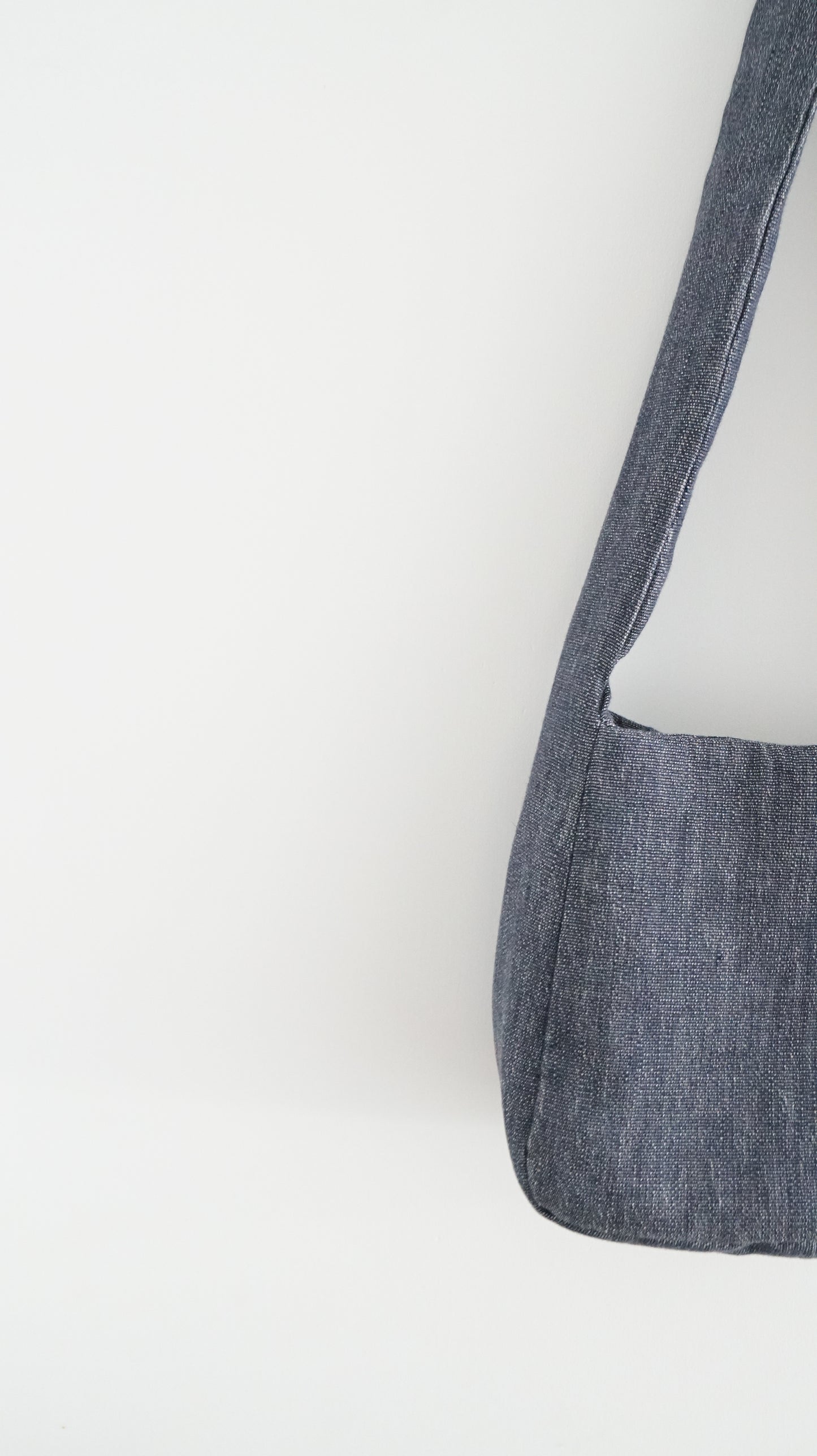pori bag in dark denim