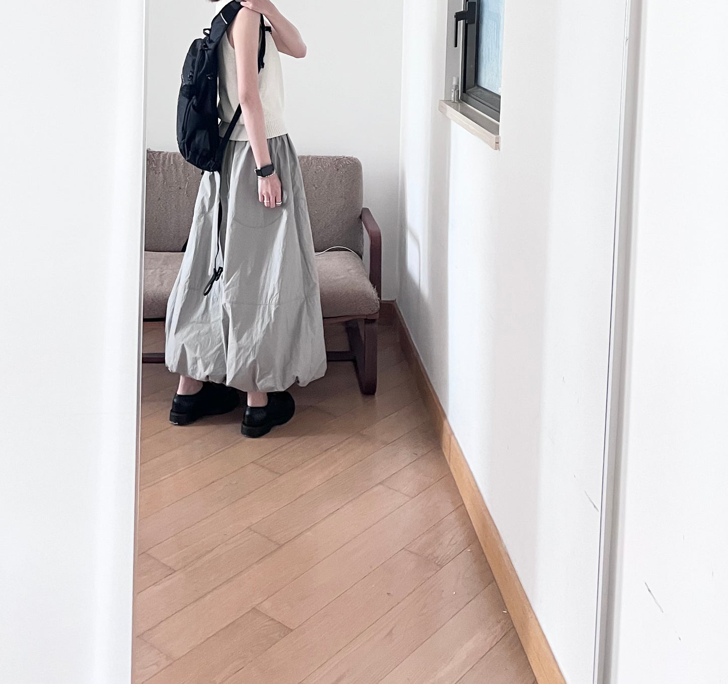 wave hem balloon skirt in light grey (pre-order)