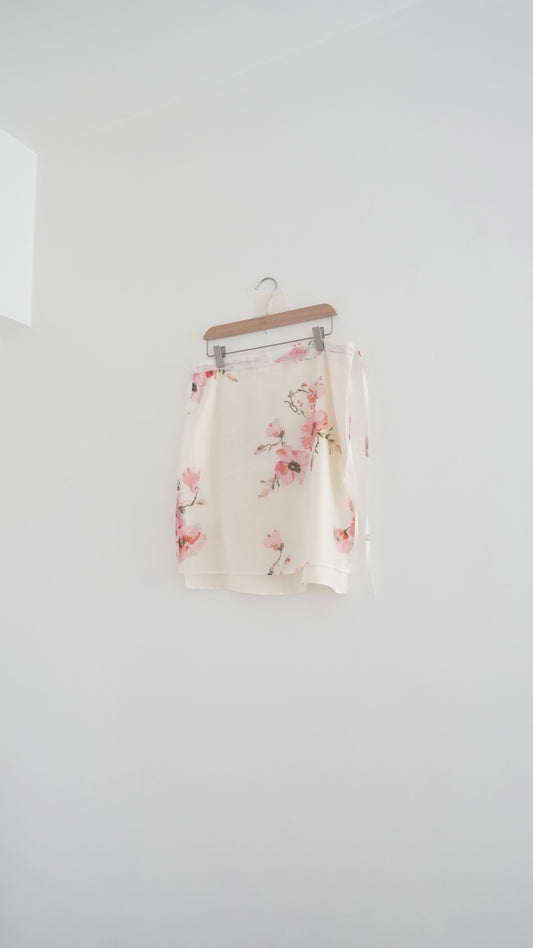 loria floral garden midi skirt in red (pre-order)