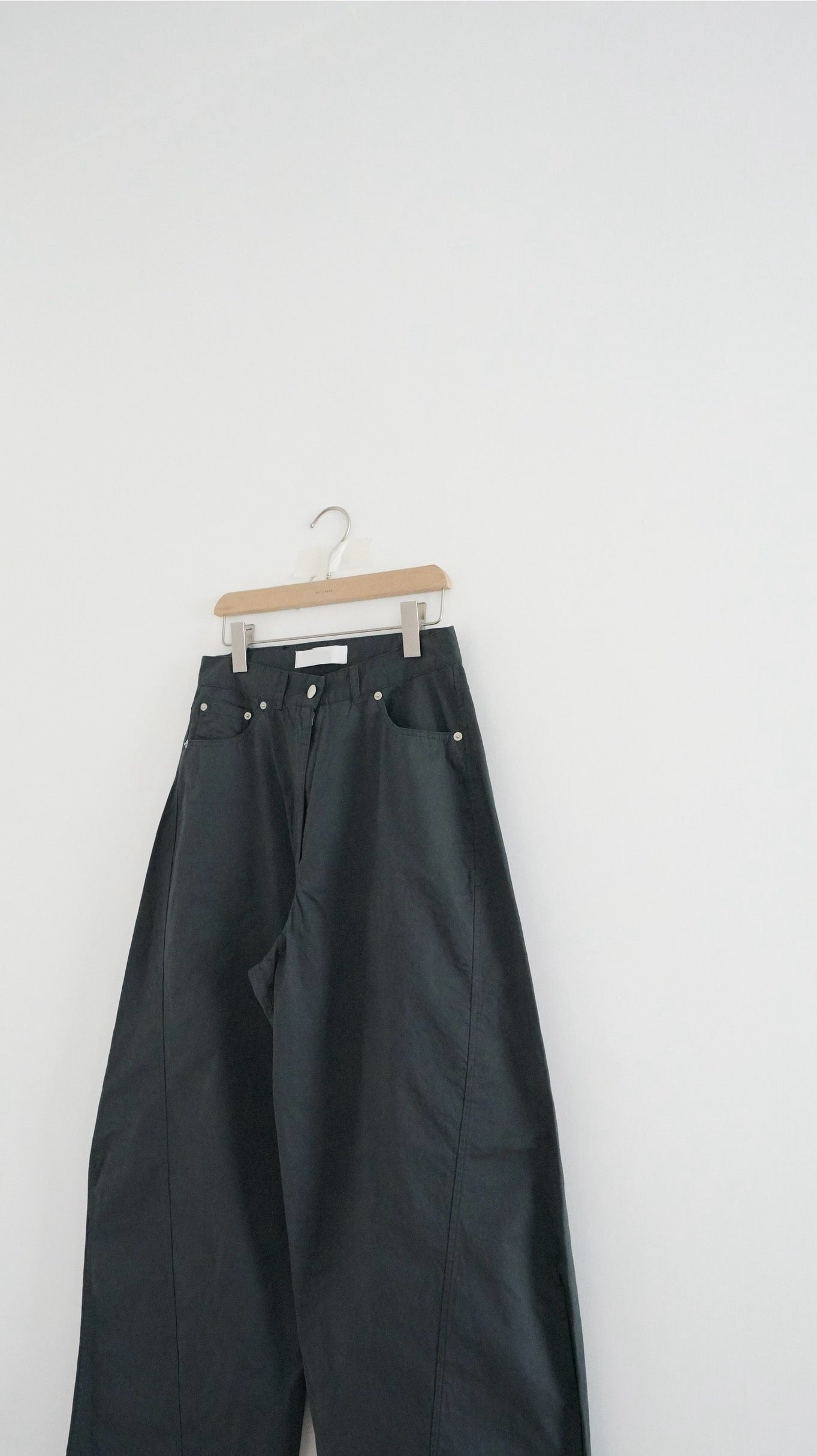 light cocoon pants in charcoal (pre-order)
