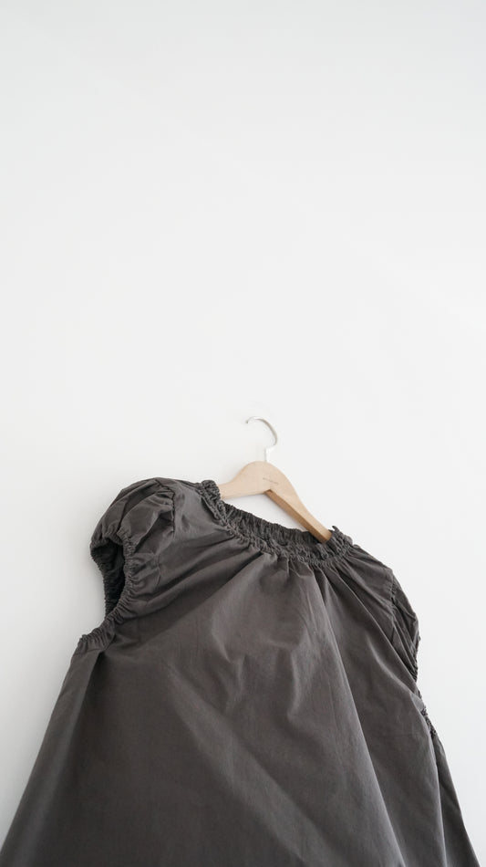 petal neck blouse in charcoal