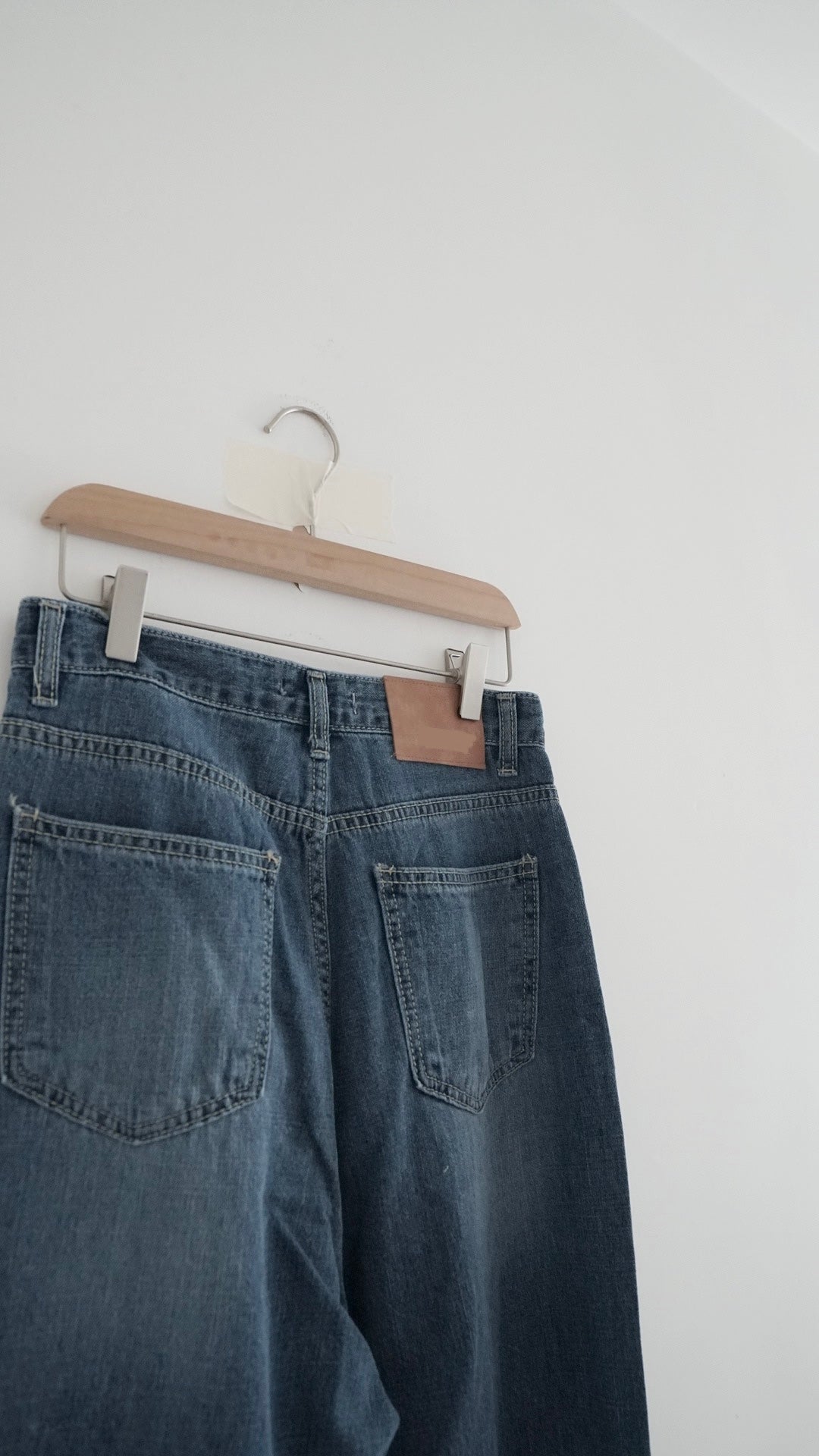 classic boyfriend jeans in dark denim (pre-order)