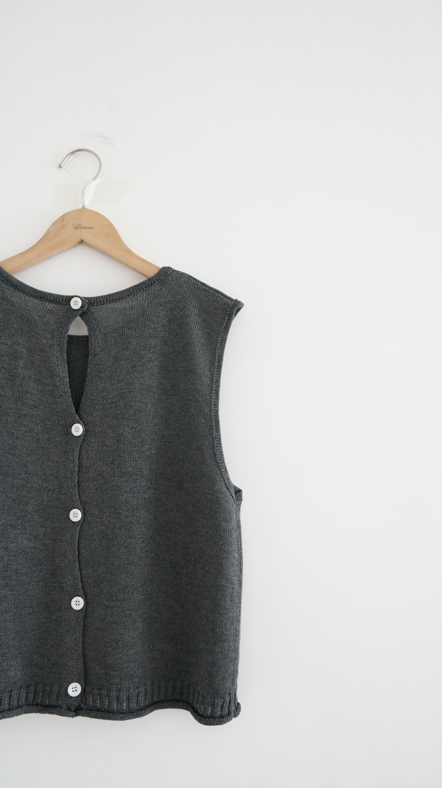back side button linen vest in charcoal (pre-order)