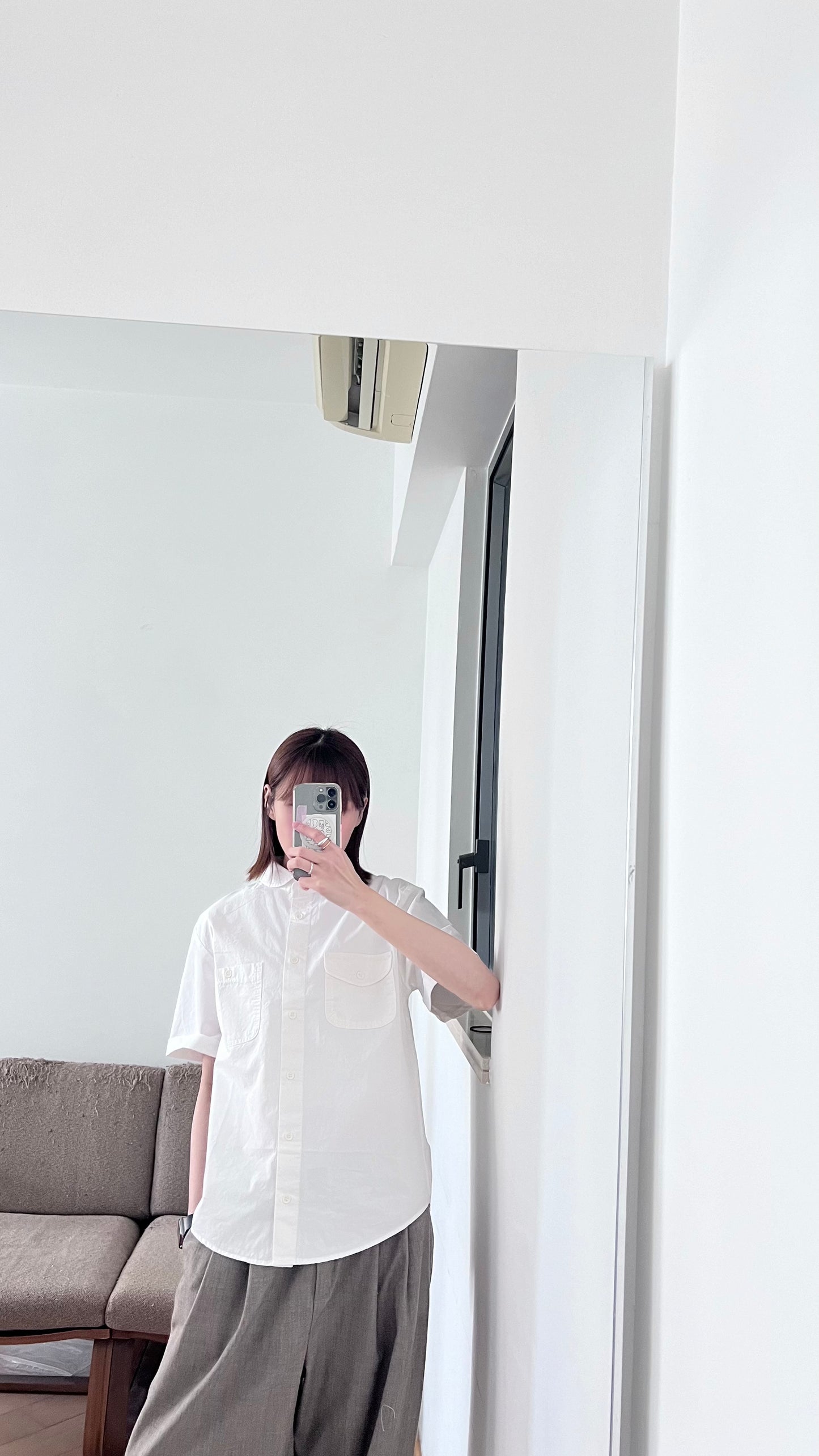 collar shirt in white