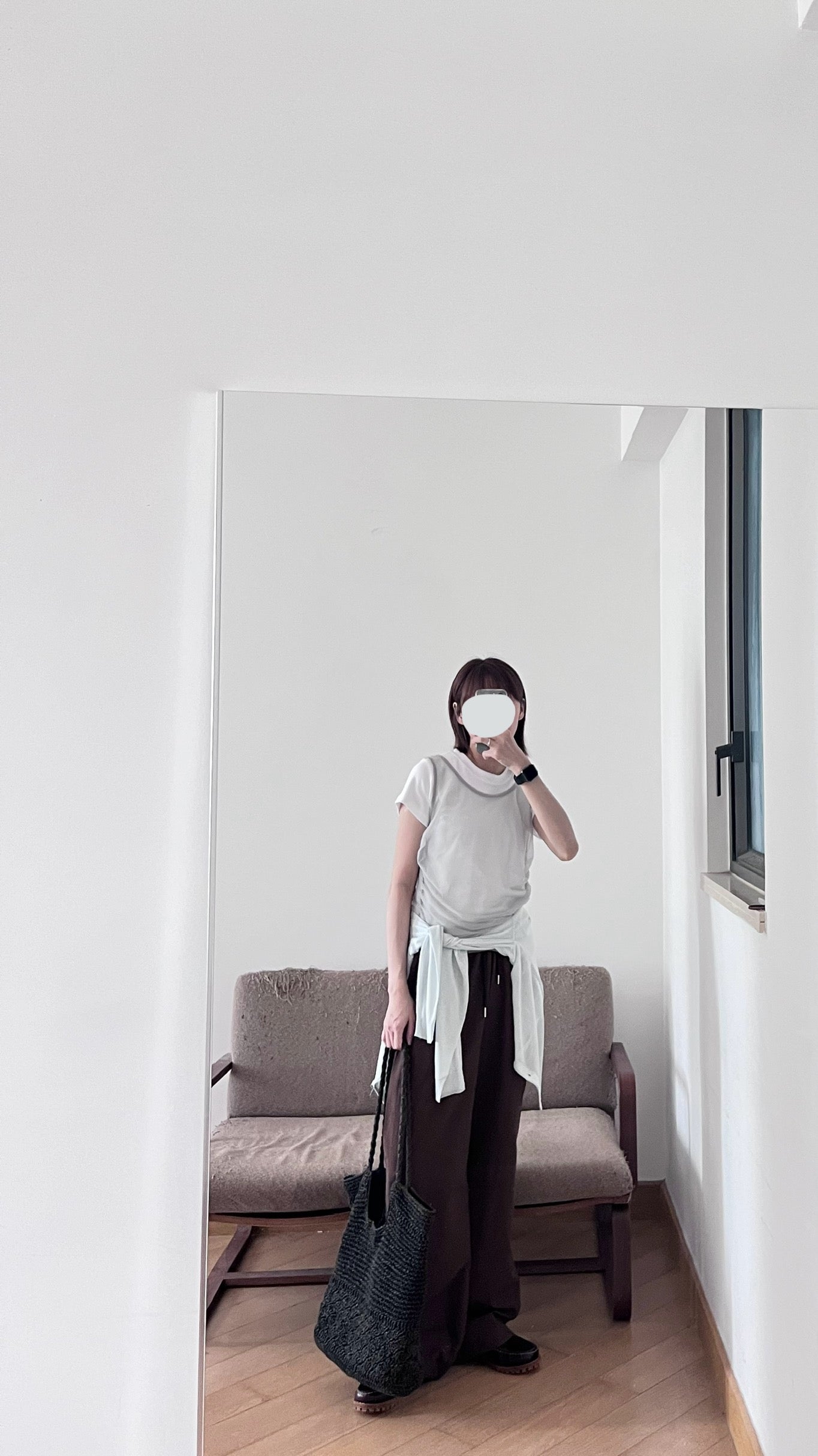 ultra-lightweight elastic pants in brown