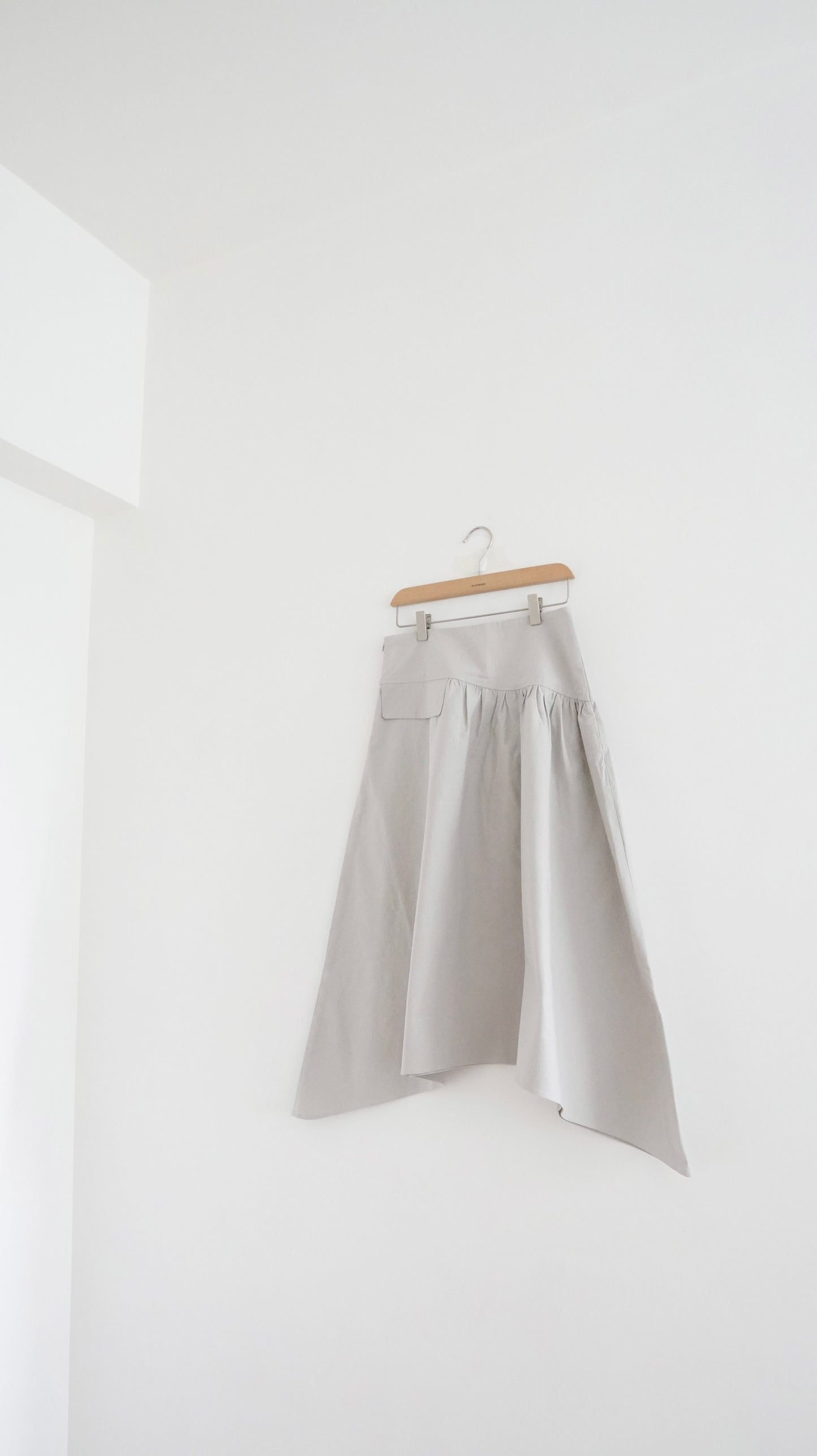 witt irregular shaped skirt in light grey