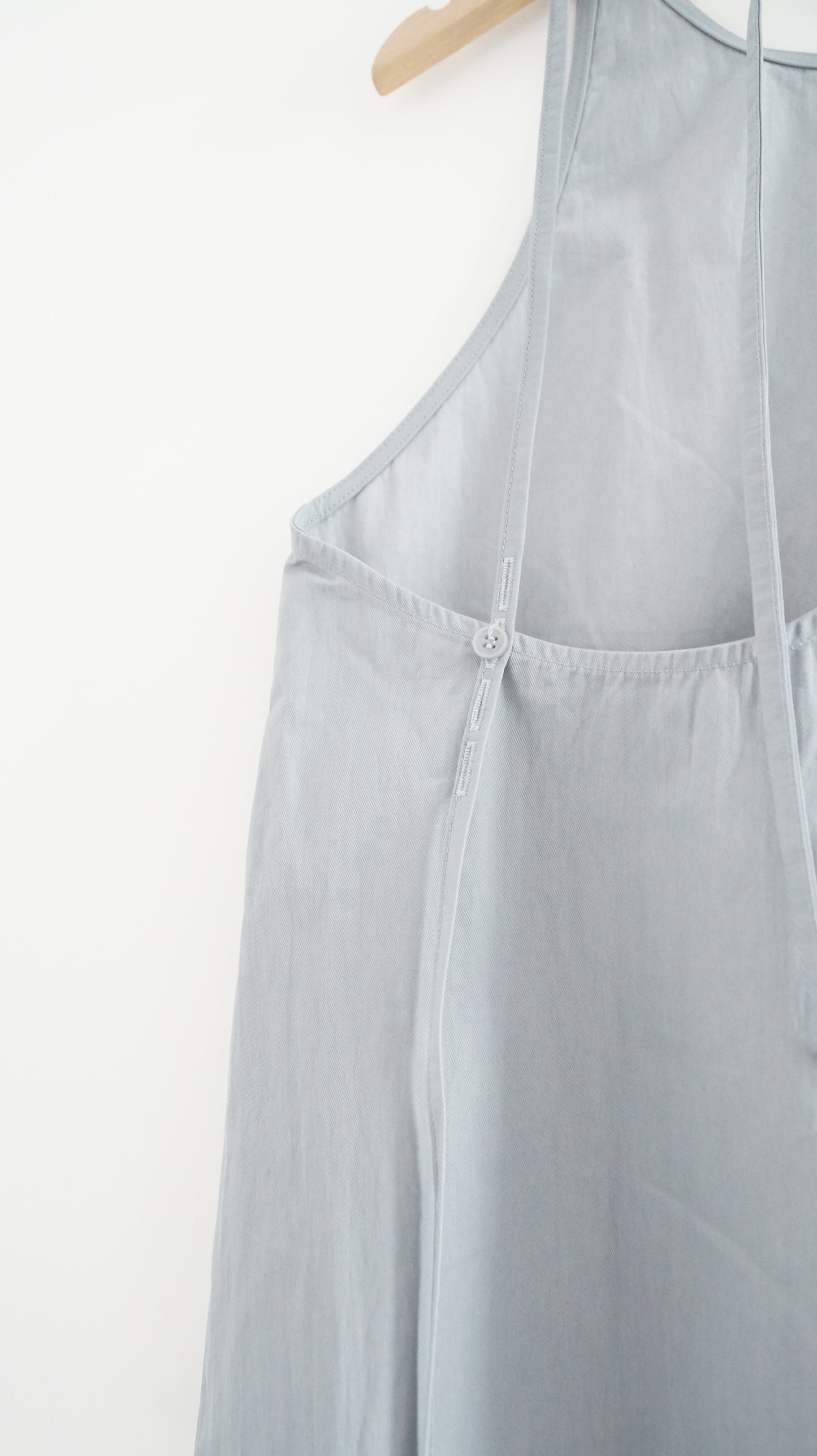 drift back bow tank in dust blue (pre-order)