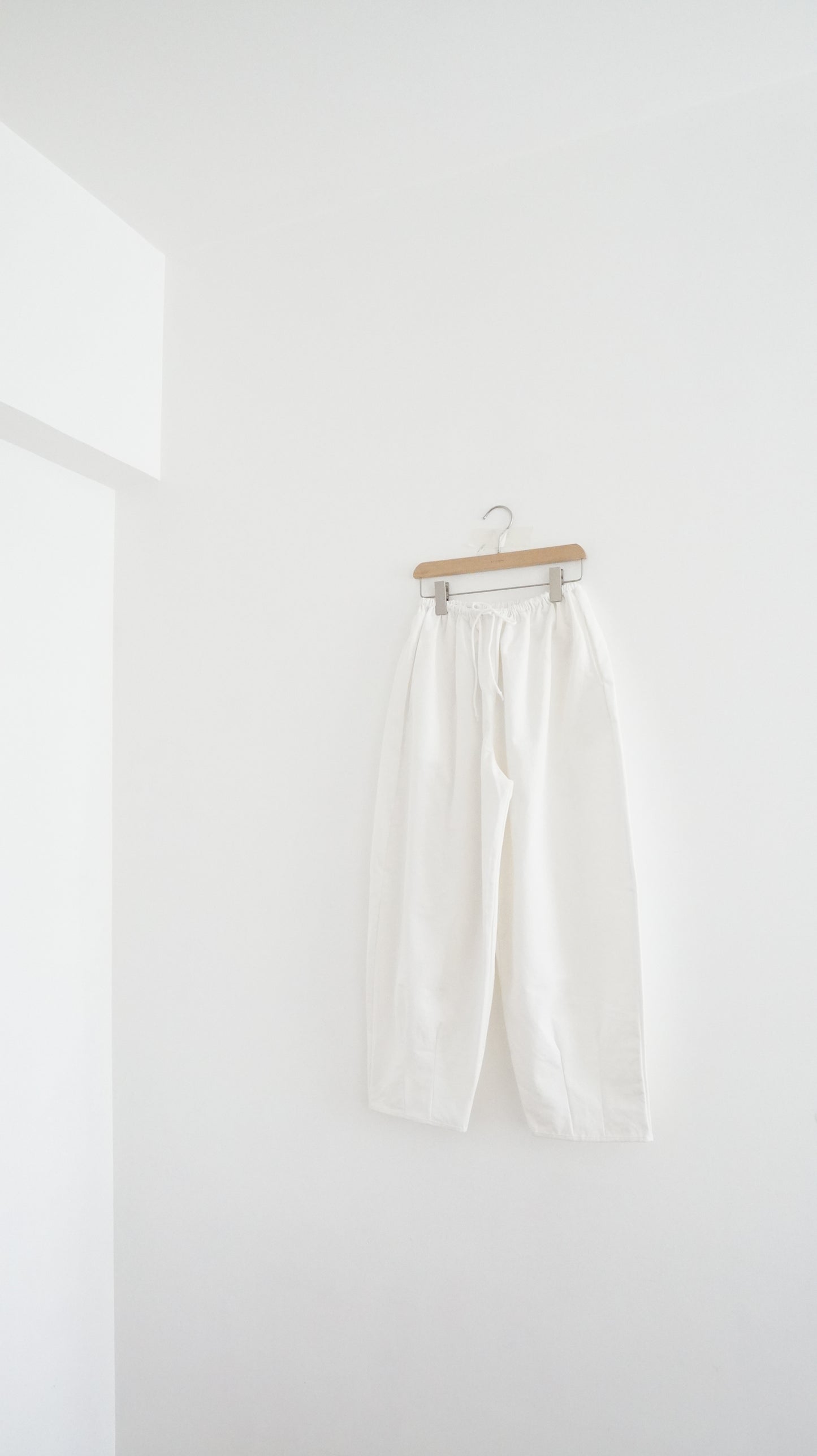 city air balloon pants in white (pre-order)
