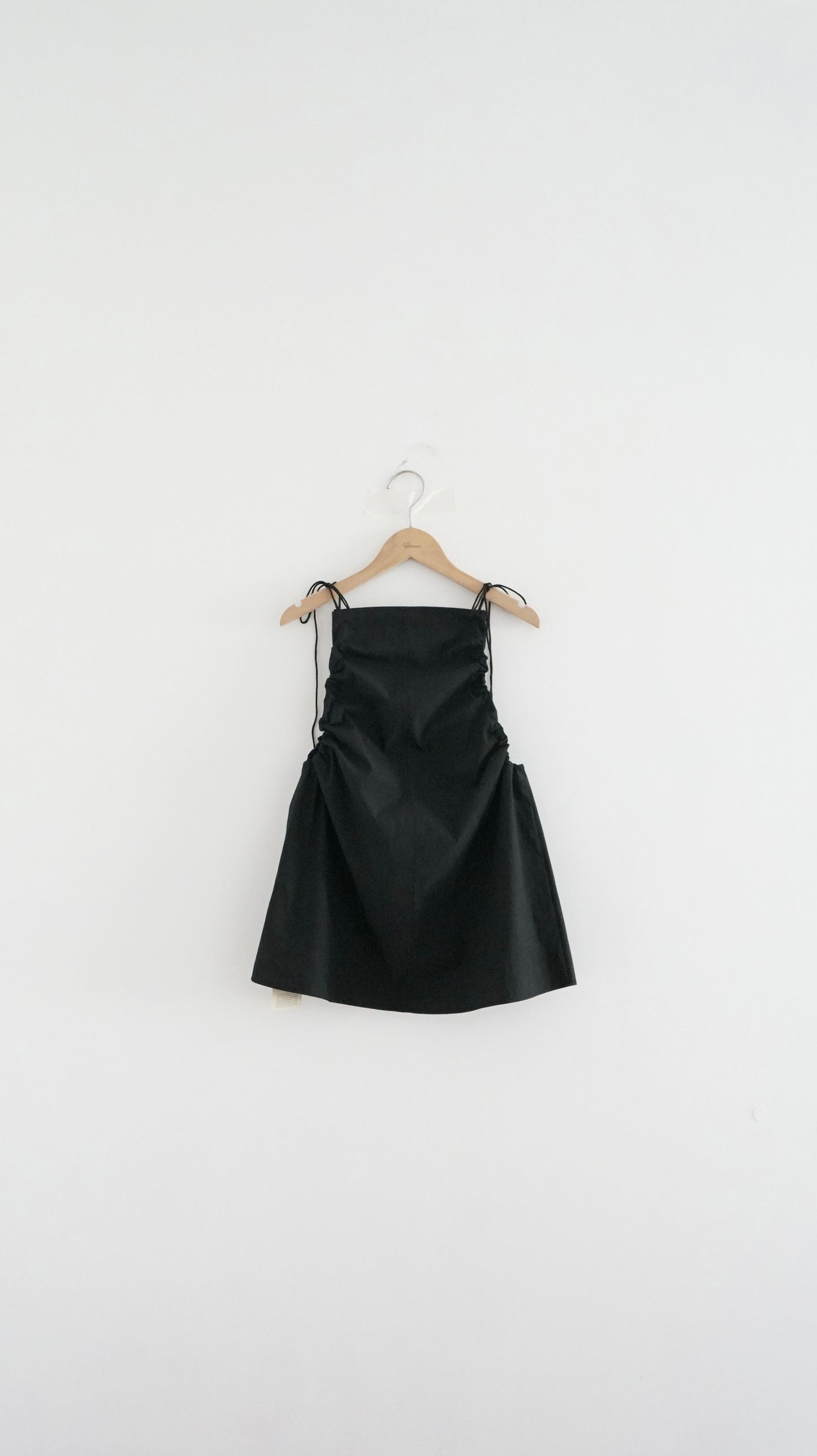 kelly high-end tank top in black (pre-order)