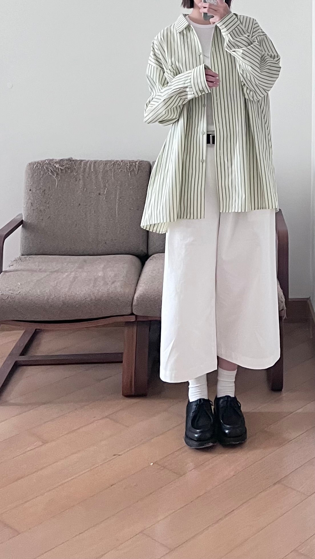retro line cropped pants in white (pre-order)