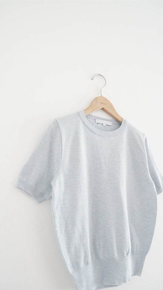 classic light knit top in baby-blue