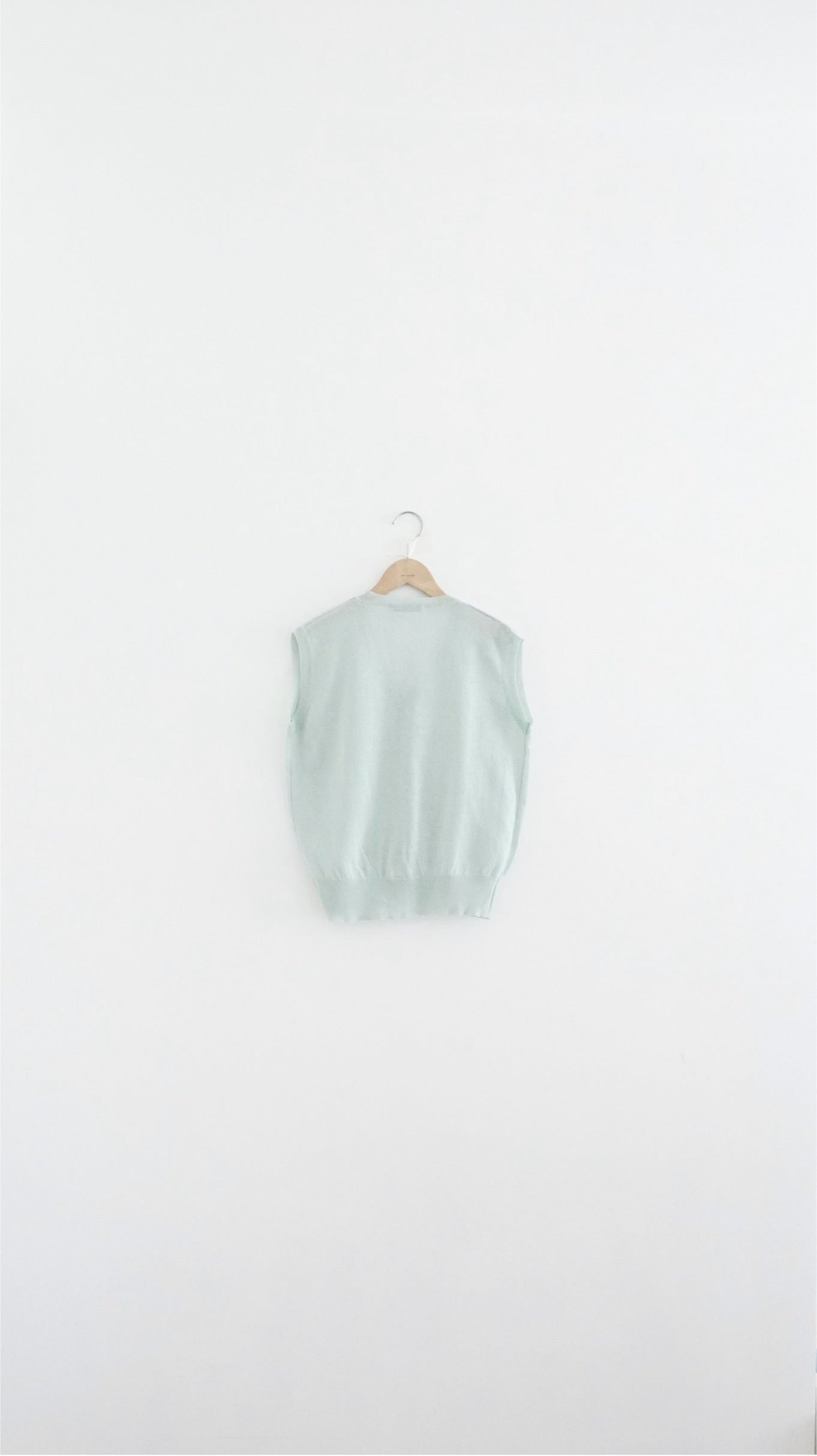 classic sheer knit vest in mint (pre-order)