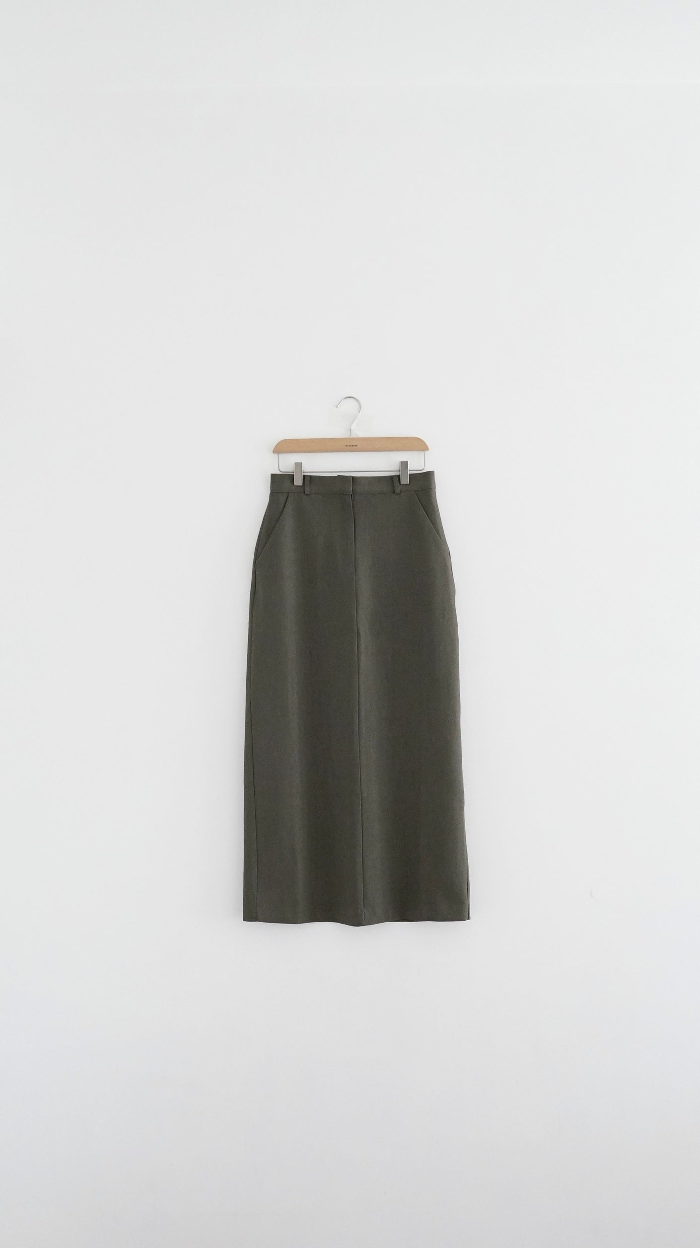 high-end minimalist skirt in khaki
