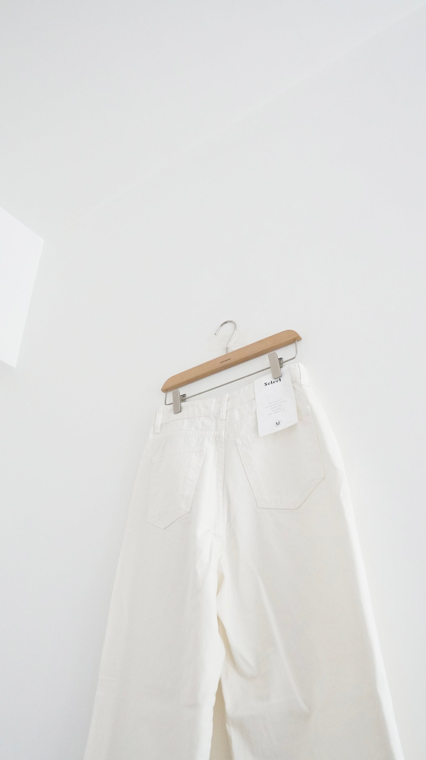 straight leg pants in white