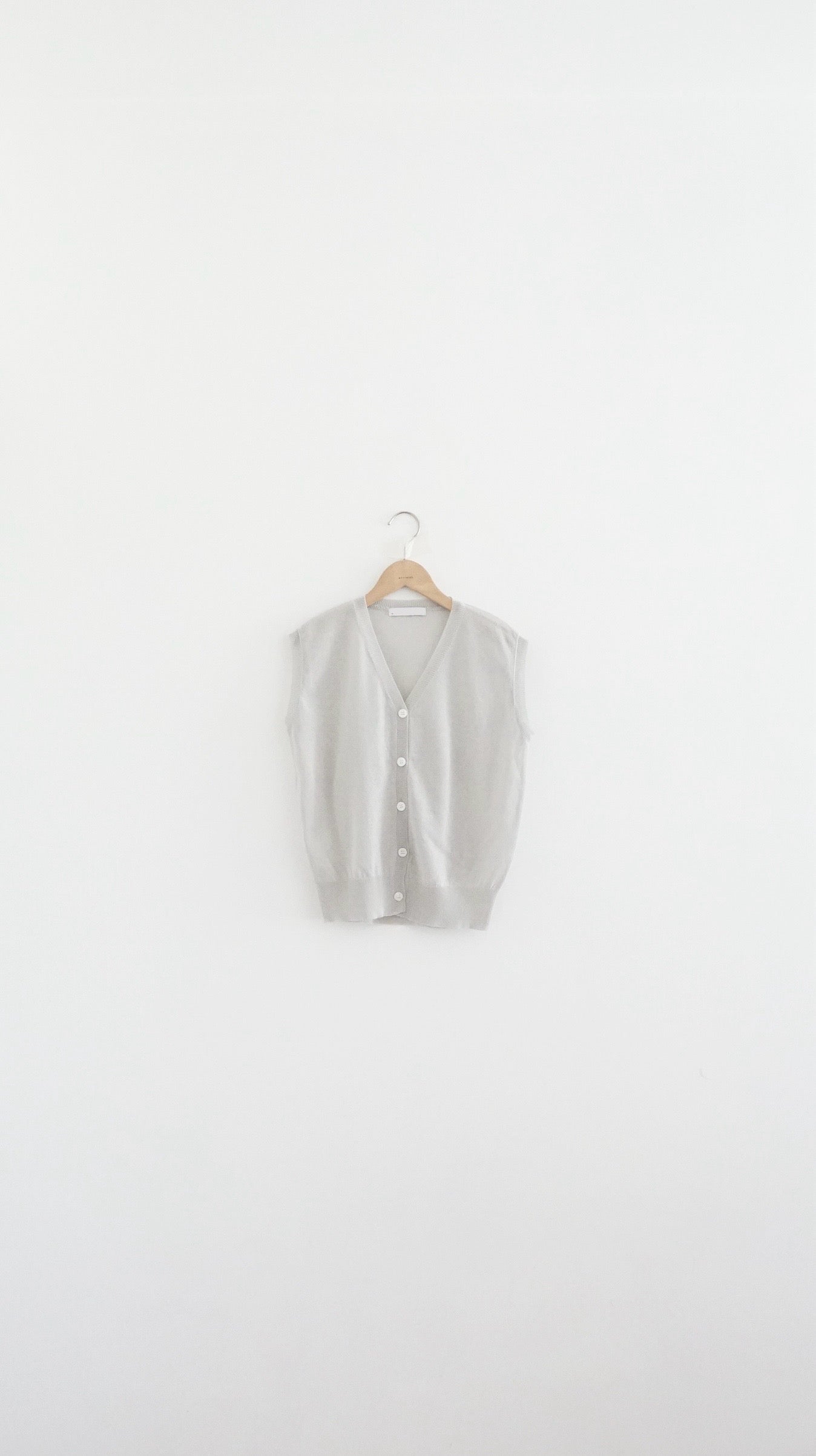 classic sheer knit vest in grey (pre-order)