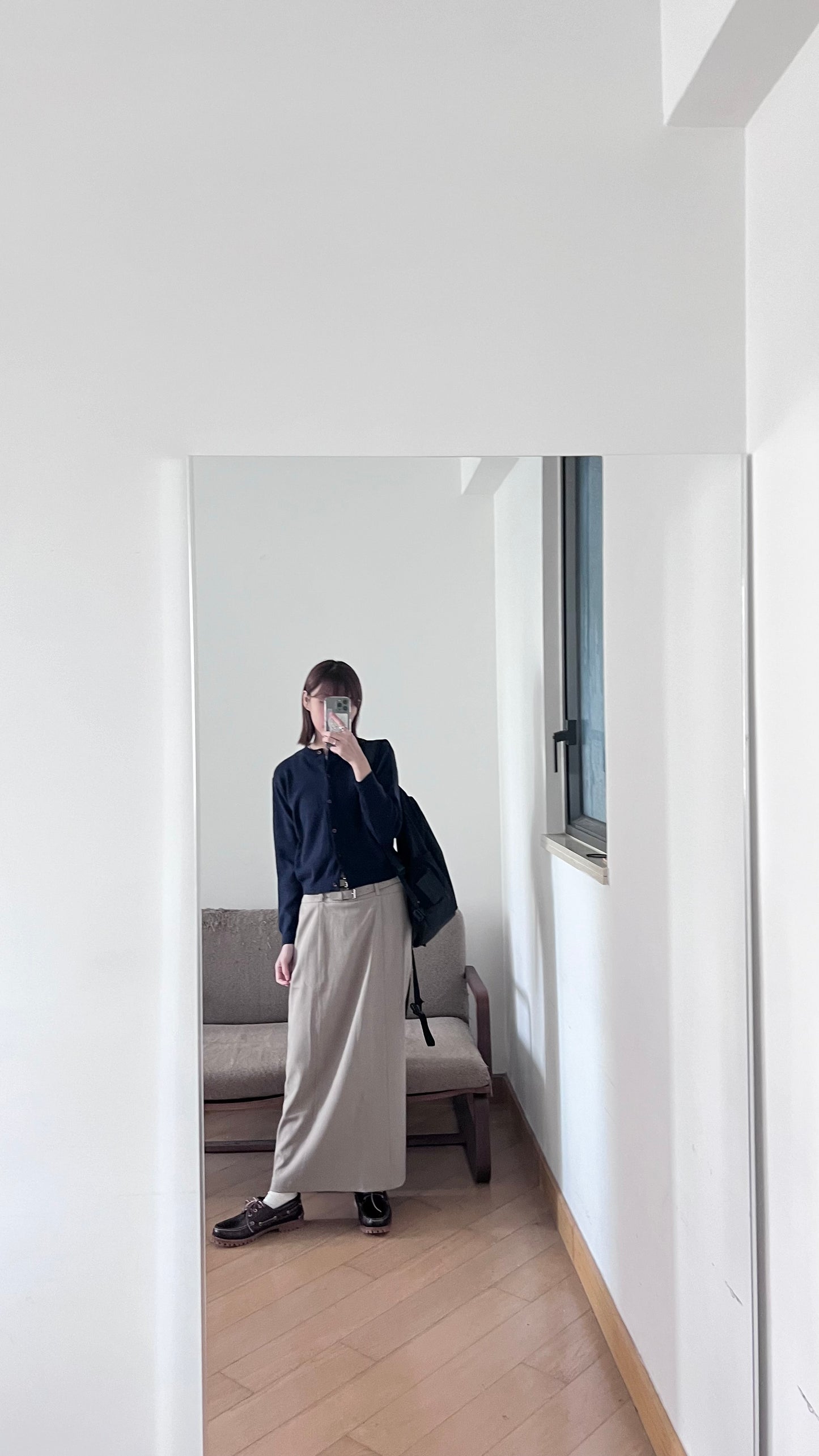 round cardigan in navy