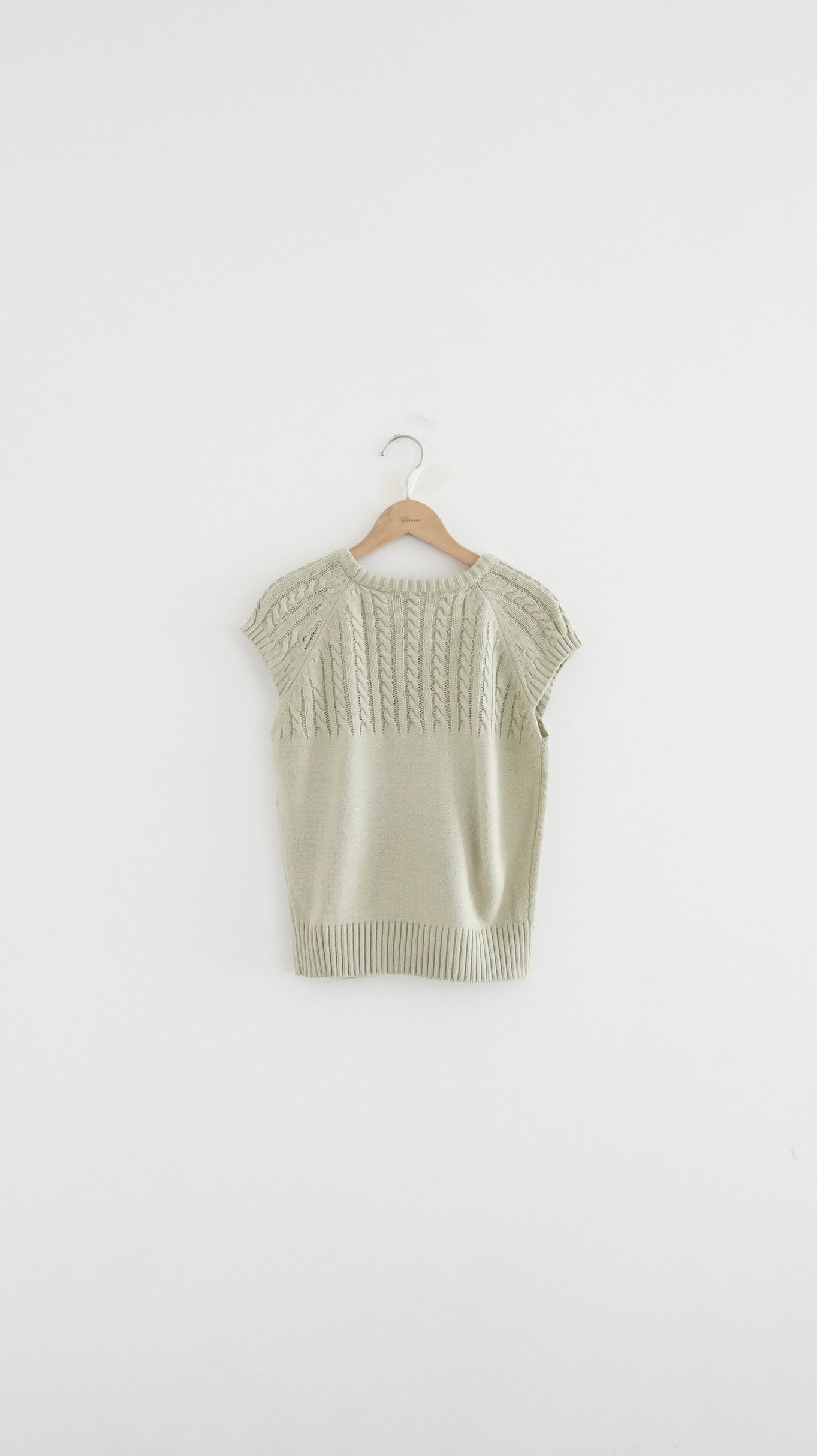 90s short sleeve sweater in avacado green