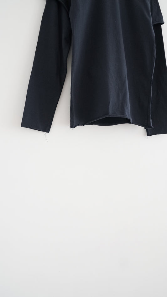 faye layered trim tee in navy (pre-order)