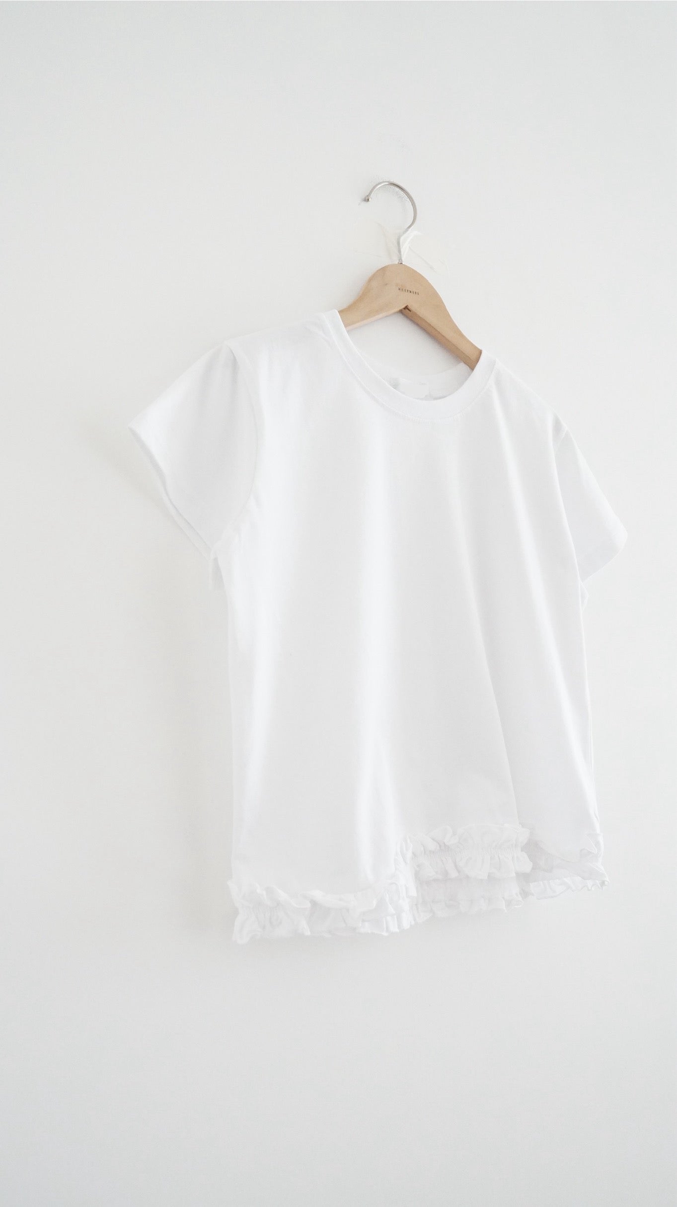 ruffle tee in white (pre-order)