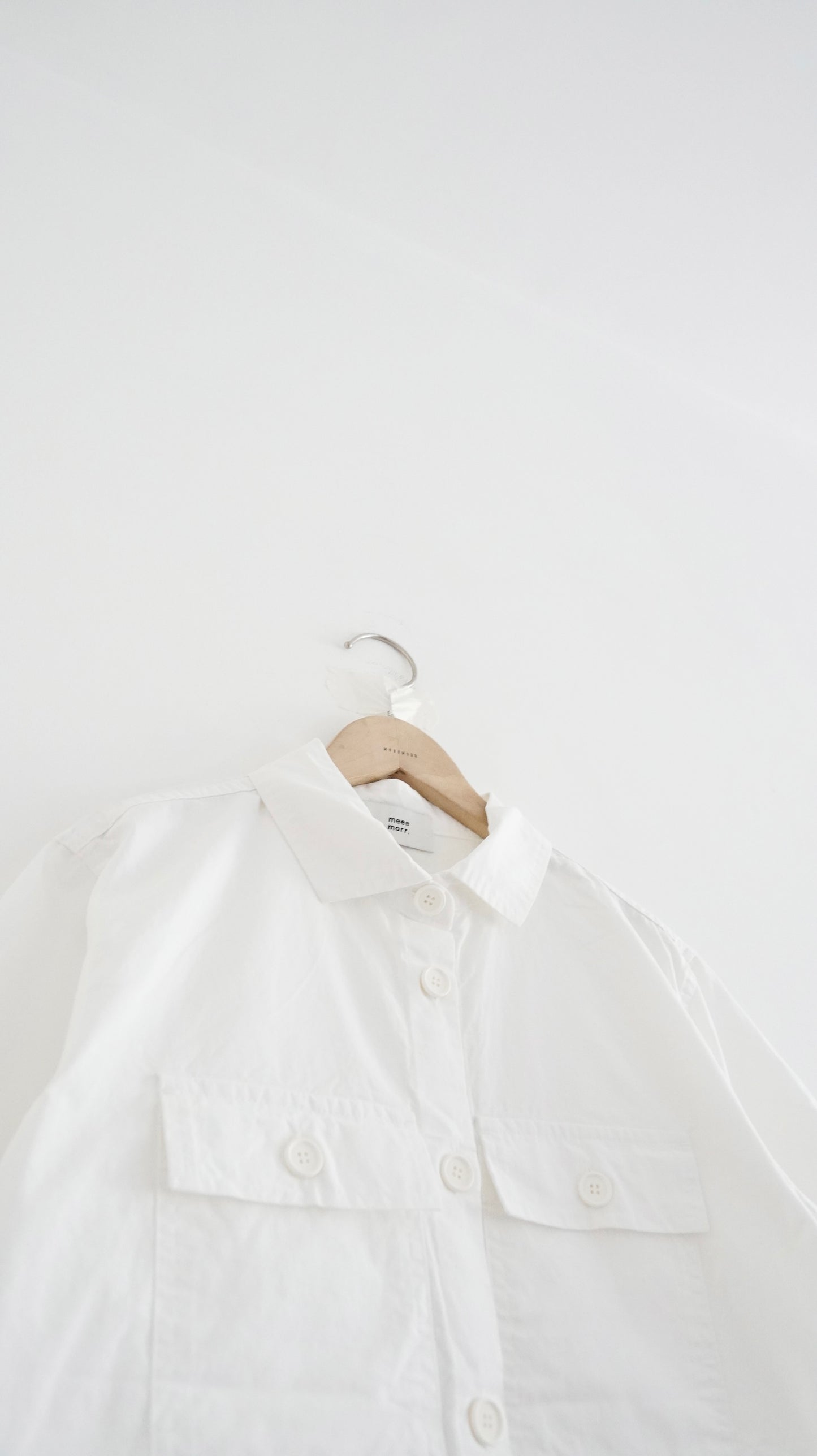 pocket worker shirt in white