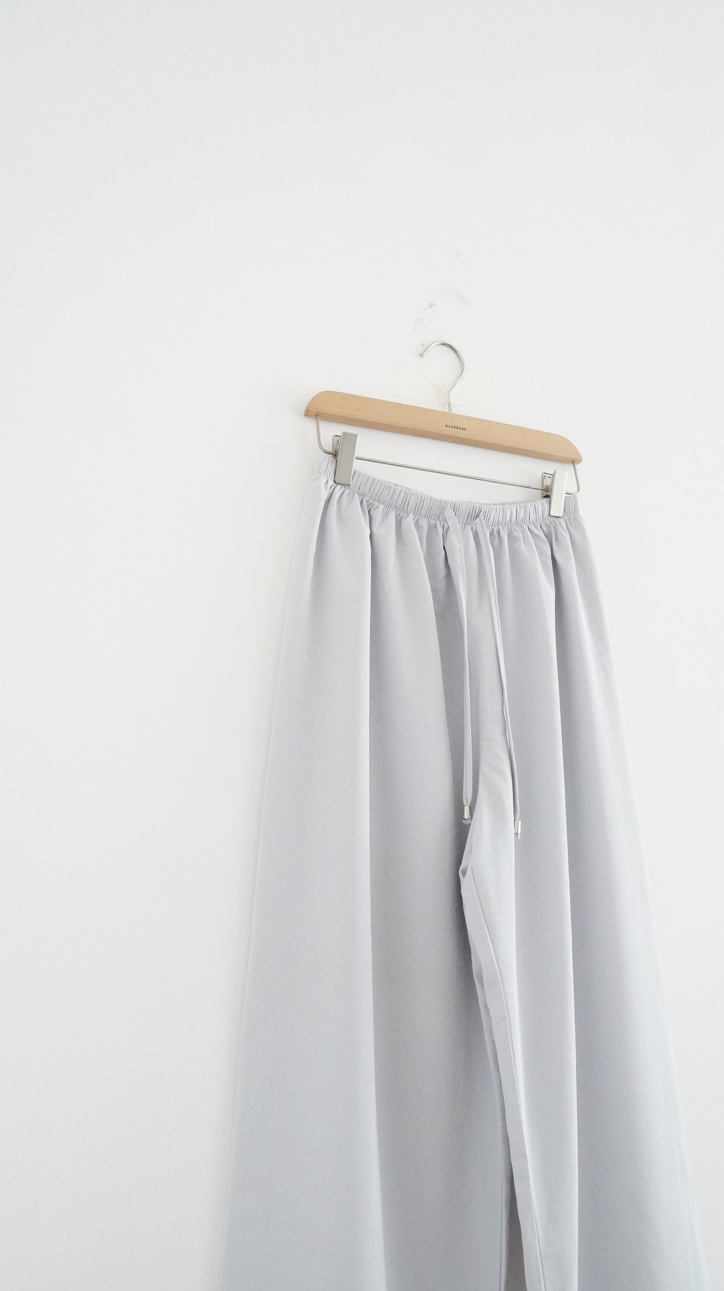 minimalist light pants in dust