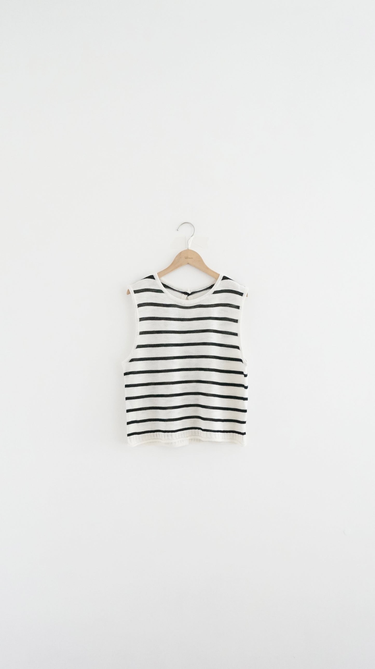 back side button linen vest in ivory (pre-order)