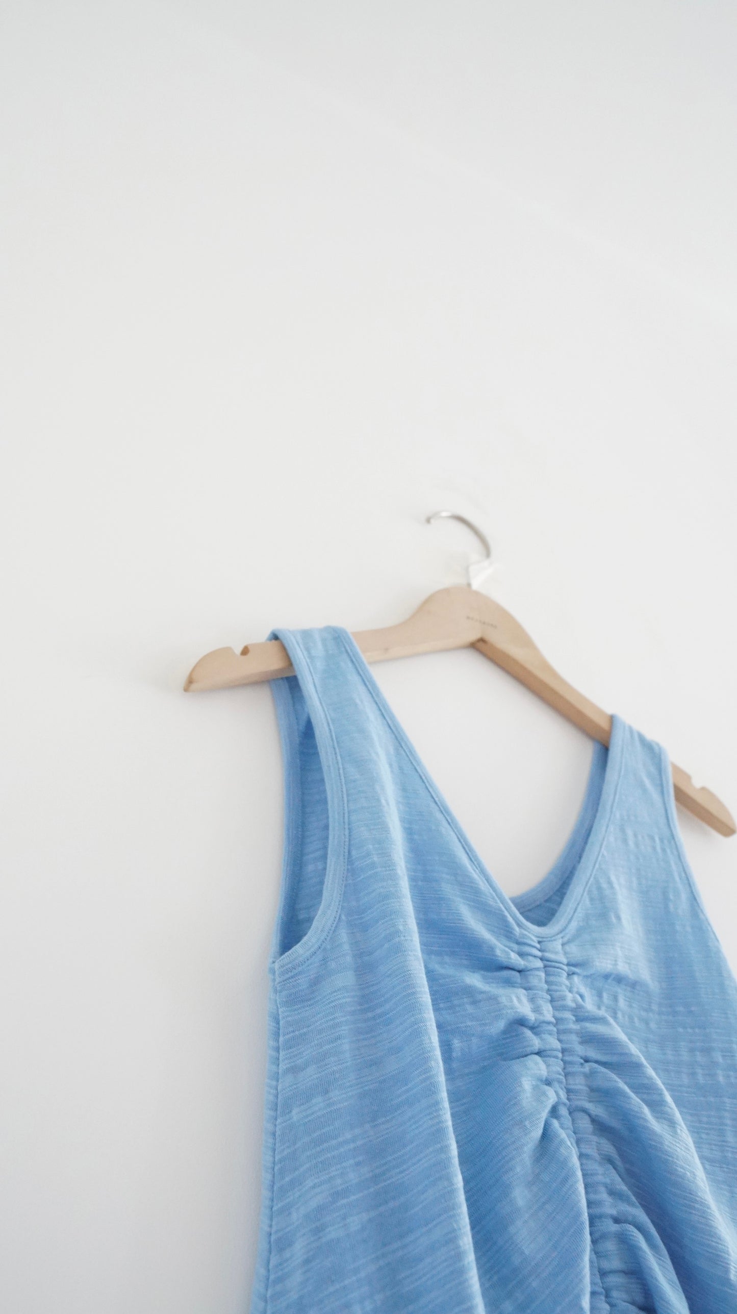 ruffle v-neck tank top in blue