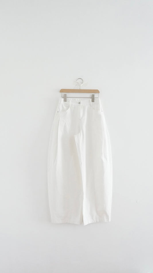 luka balloon wide pants in white (pre-order)
