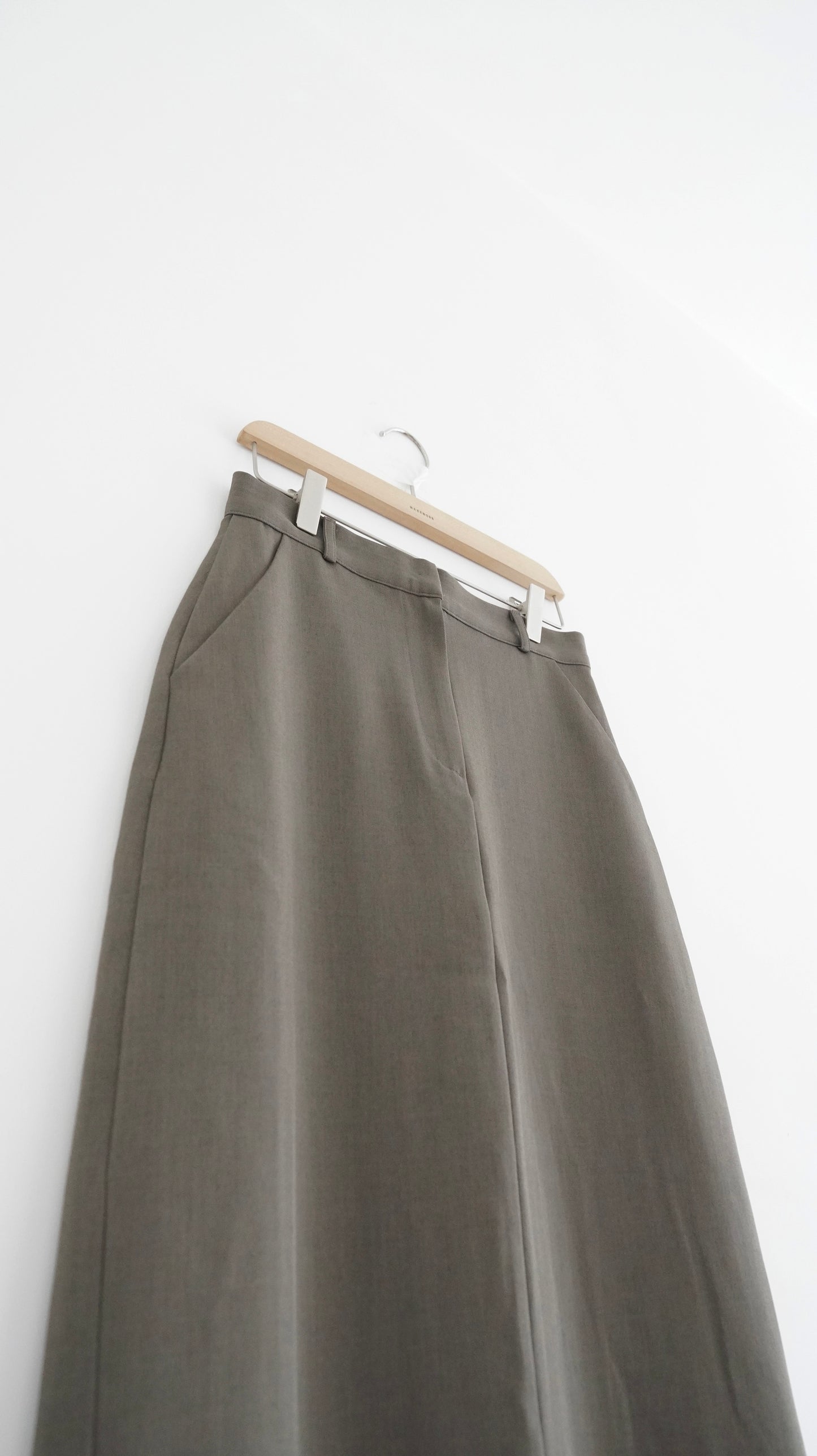 high-end minimalist skirt in khaki