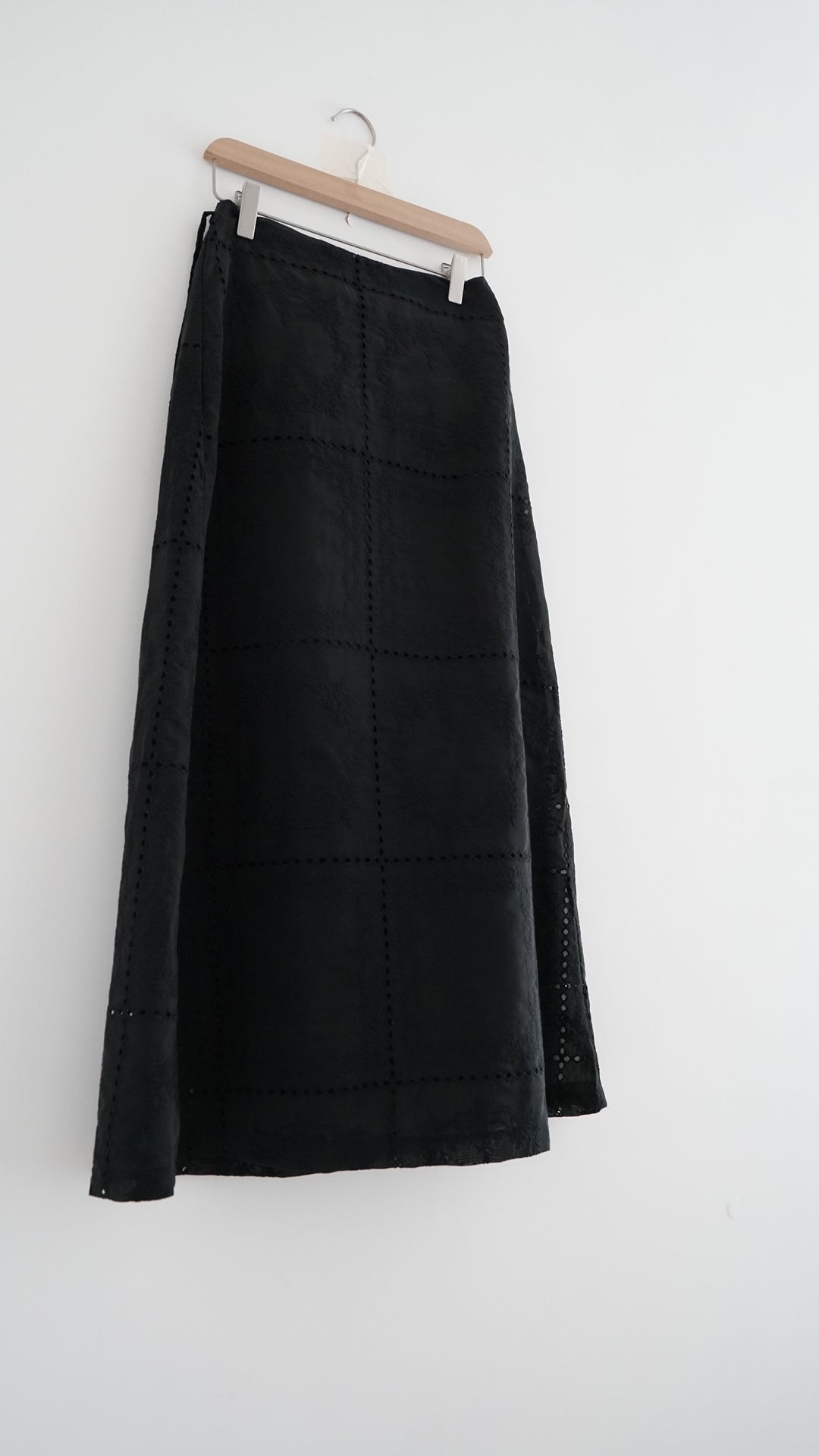 noir french romantic lace skirt in black (pre-order)