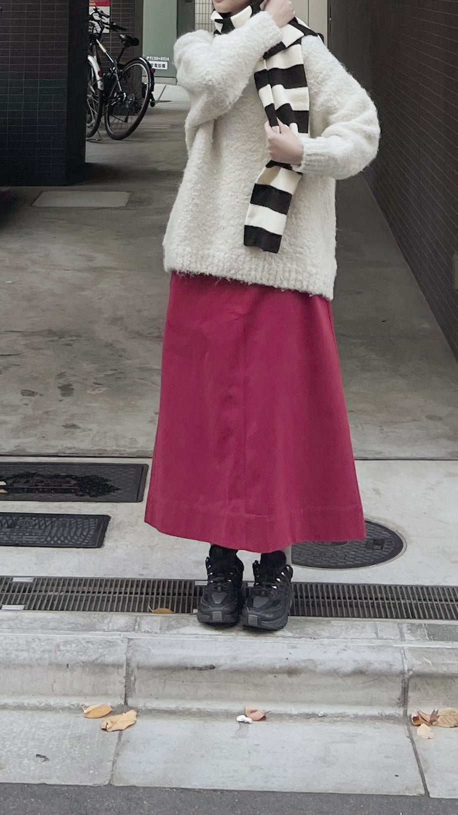 high quality a-cut long skirt in red ( pre-order )