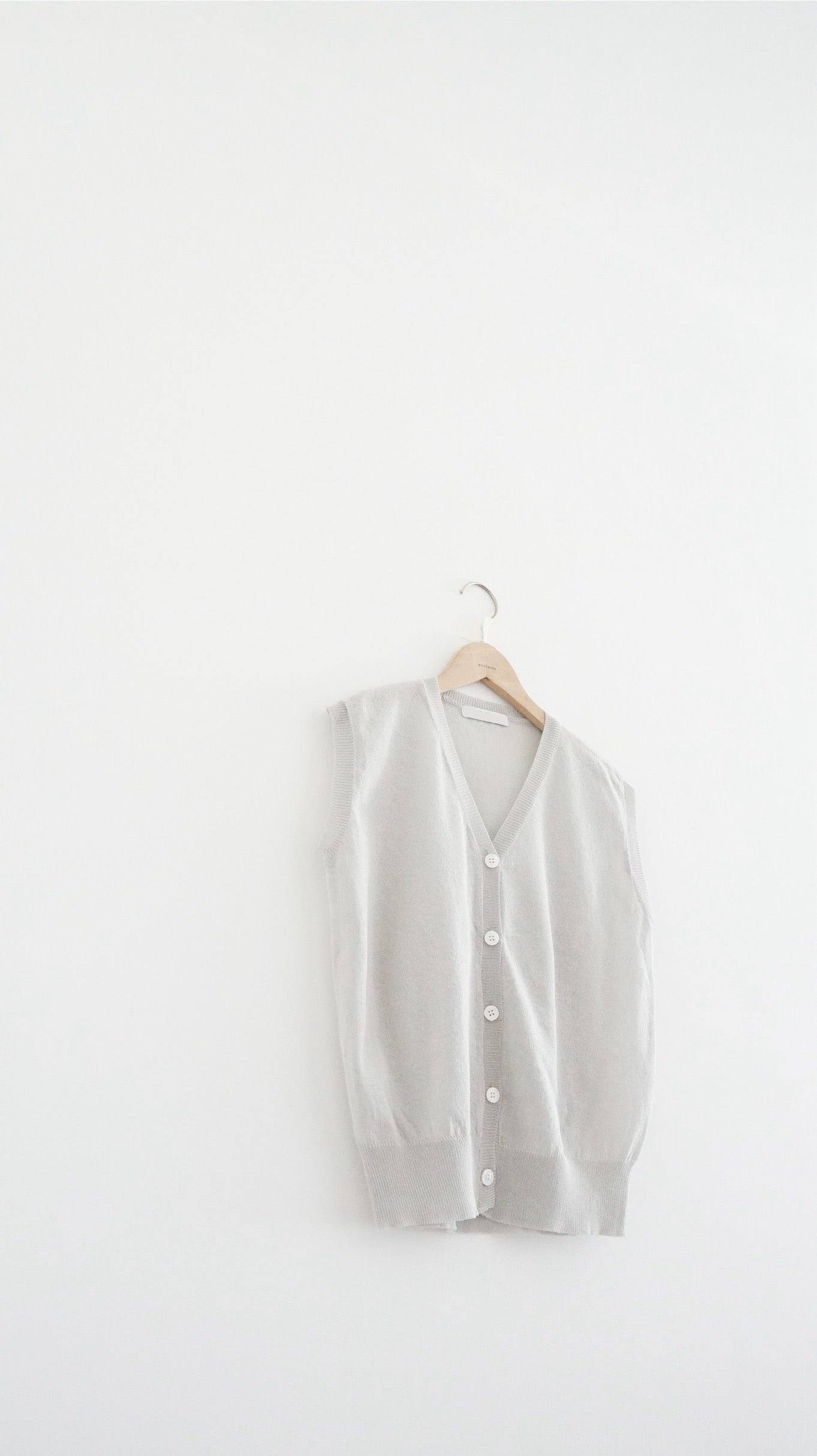 classic sheer knit vest in grey (pre-order)