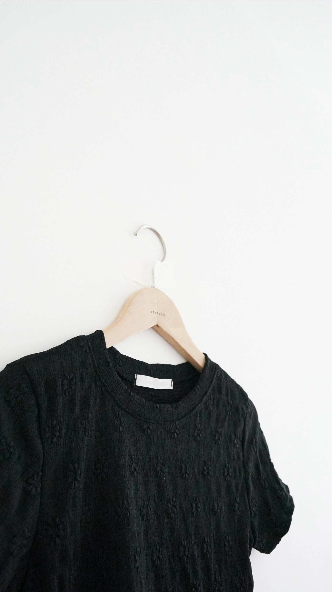 lattice bloom sheer tee in black (pre-order)