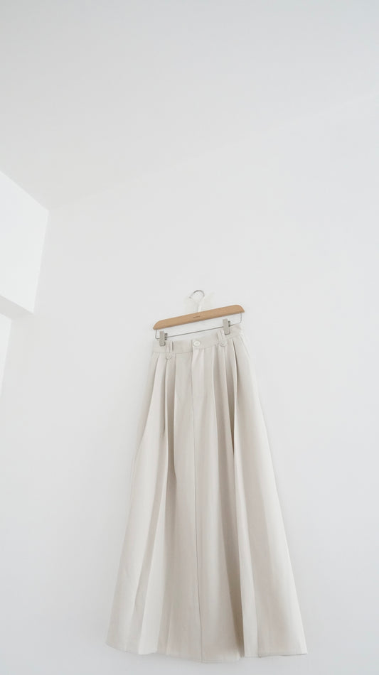 structured skirt-pants in ivory