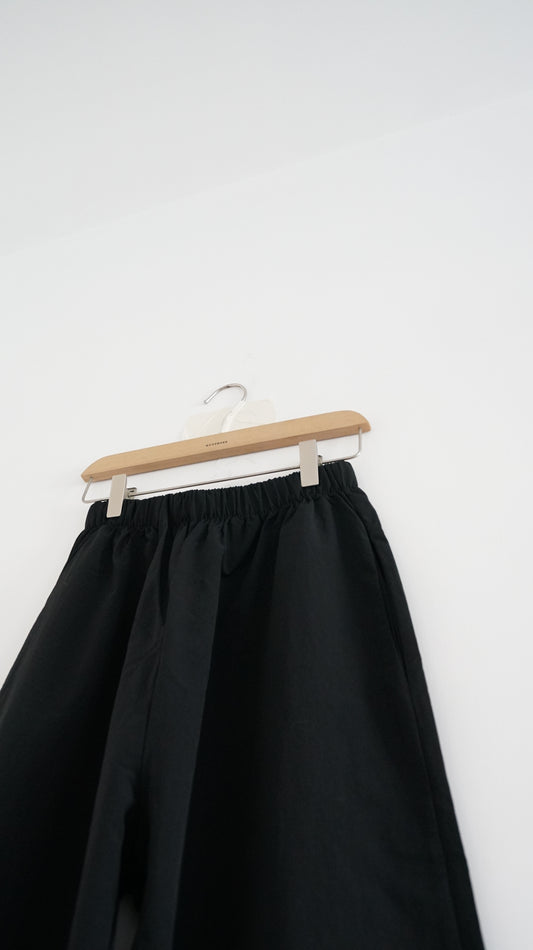 light cloudy pants in black (pre-order)