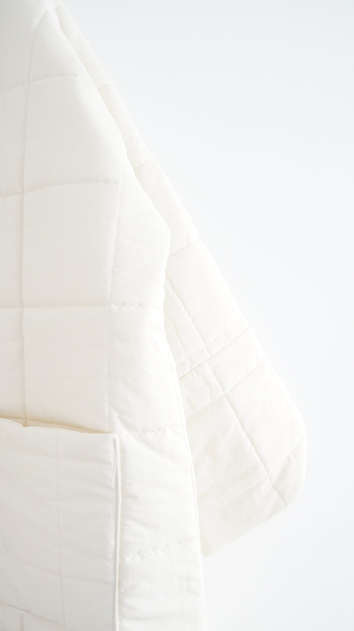 bubble padded coat in ivory ( pre-order )