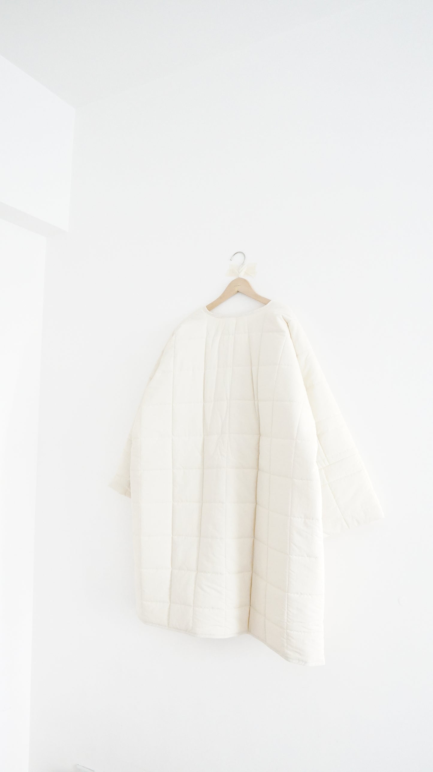 bubble padded coat in ivory ( pre-order )